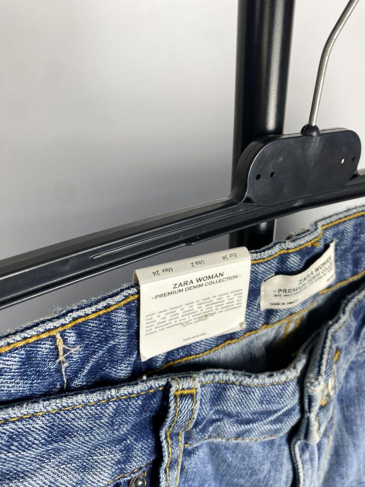 Designer × Japanese Brand × Zara NEW Distressed Zara Blue Jeans Pants Size 26" / US 2 / IT 38 - 7 Thumbnail
