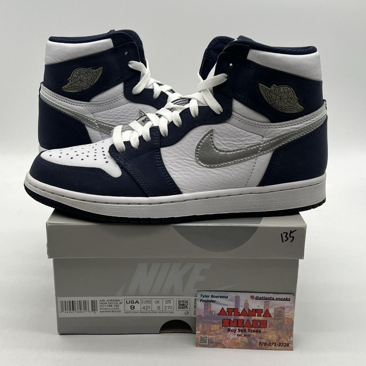 Nike Air Jordan 1 high Midnight navy Size US 9 / EU 42 - 1 Thumbnail