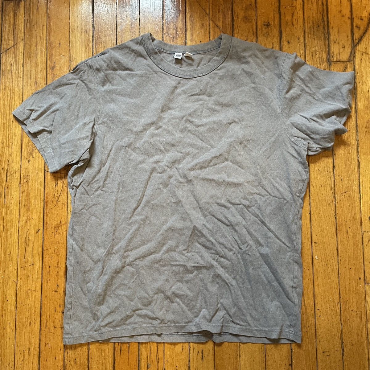 Uniqlo Uniqlo U Grey Heavy Short Sleeve T Shirt Men’s Size XL Size US XL / EU 56 / 4 - 1 Thumbnail