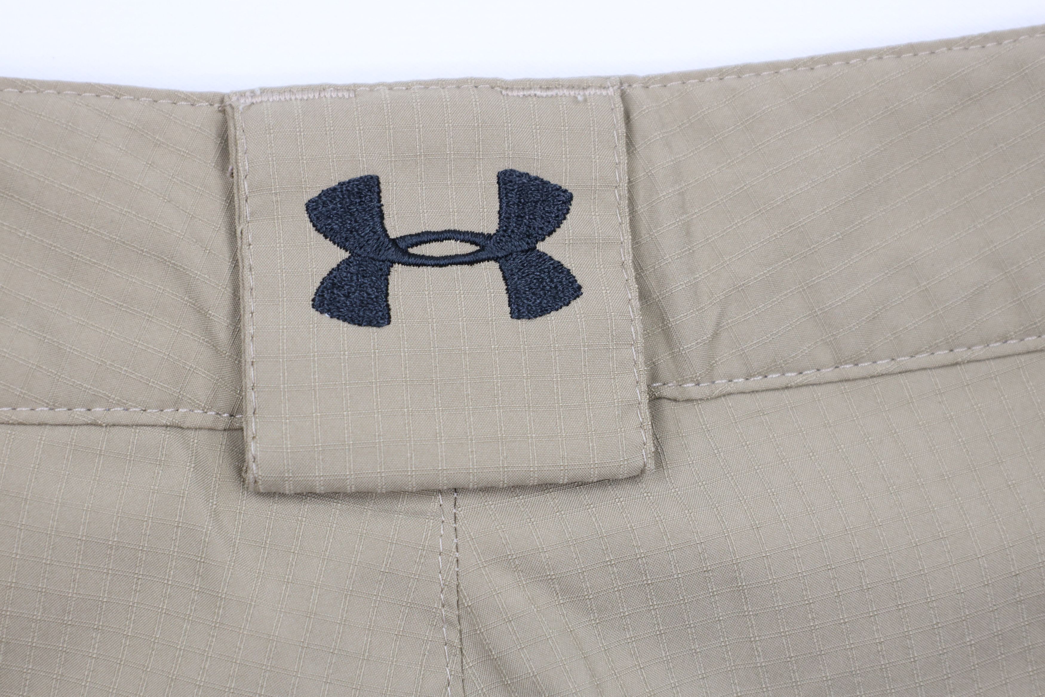 Under Armour × Vintage Under Armour Distressed Above Knee Cargo Shorts Beige Size US 34 / EU 50 - 14 Thumbnail