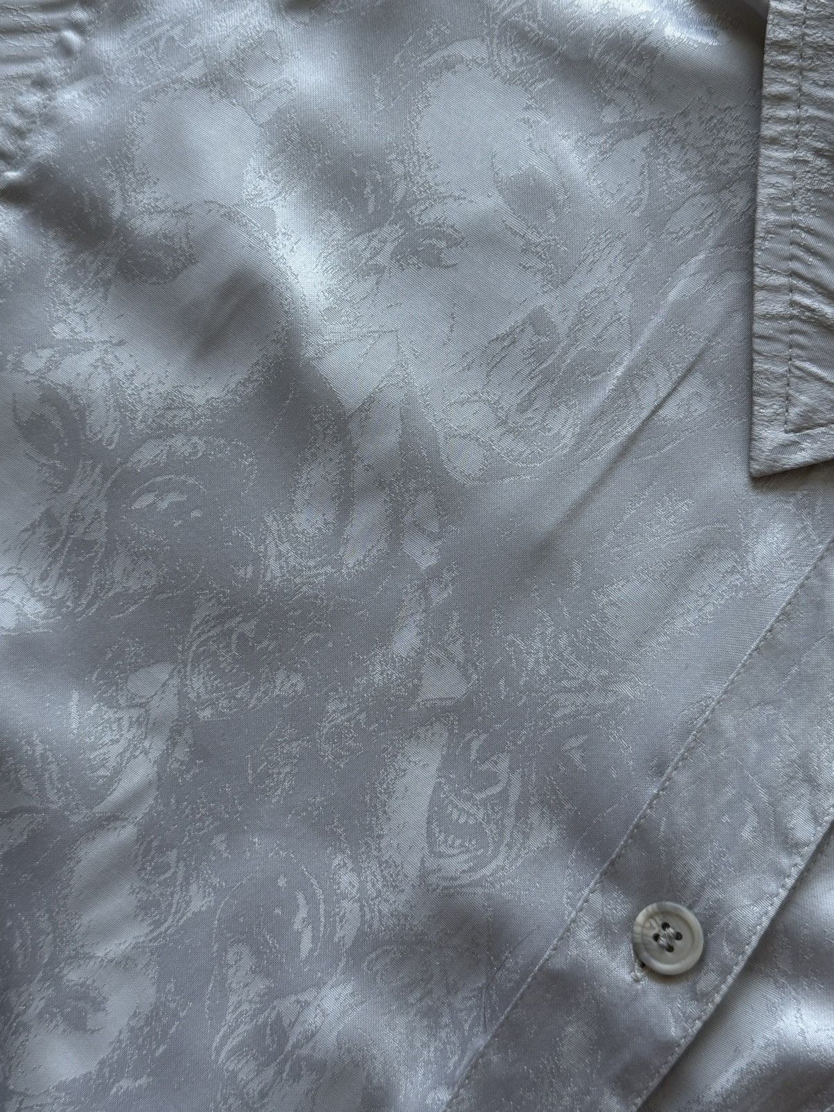 Han Kjobenhavn HAN KJOBENHAVN Alien-print Satin Bowling ls oversized Shirt Size US S / EU 44-46 / 1 - 7 Thumbnail