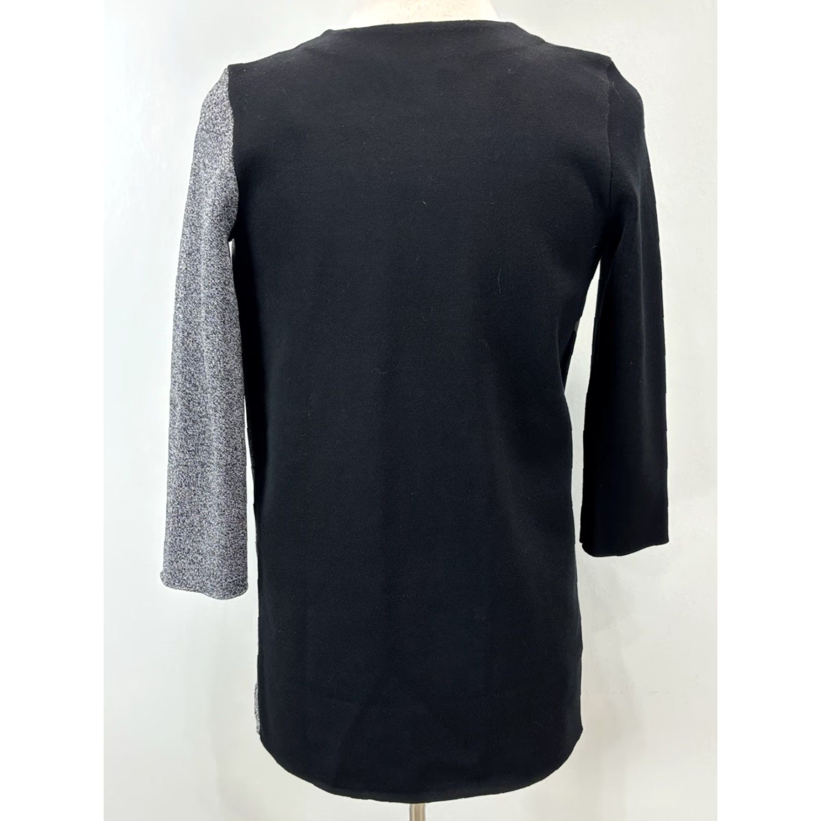 Ann Taylor Ann Taylor Colorblock Cardigan Sweater Women Petite PXS Black Grey Knit Midlength Size XS / US 0-2 / IT 36-38 - 3 Thumbnail