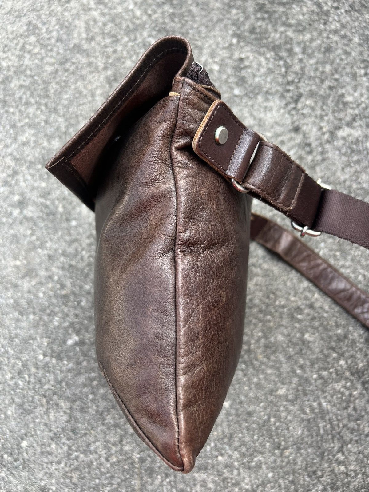 Leather Vintage Indeed Japan Pewter Patina Leather Sling Bag Size ONE SIZE - 14 Thumbnail