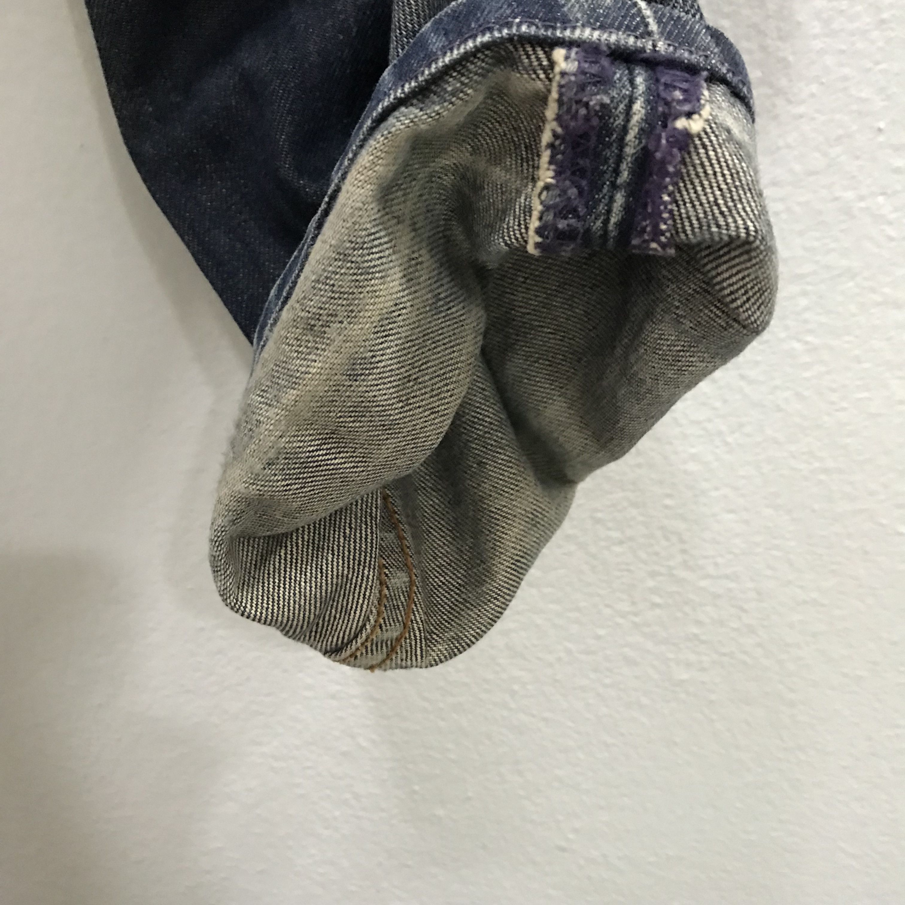 Levi's Vintage Levi’s Distressed Faded Indigo Rugged Stone Washed Size US 33 - 10 Thumbnail