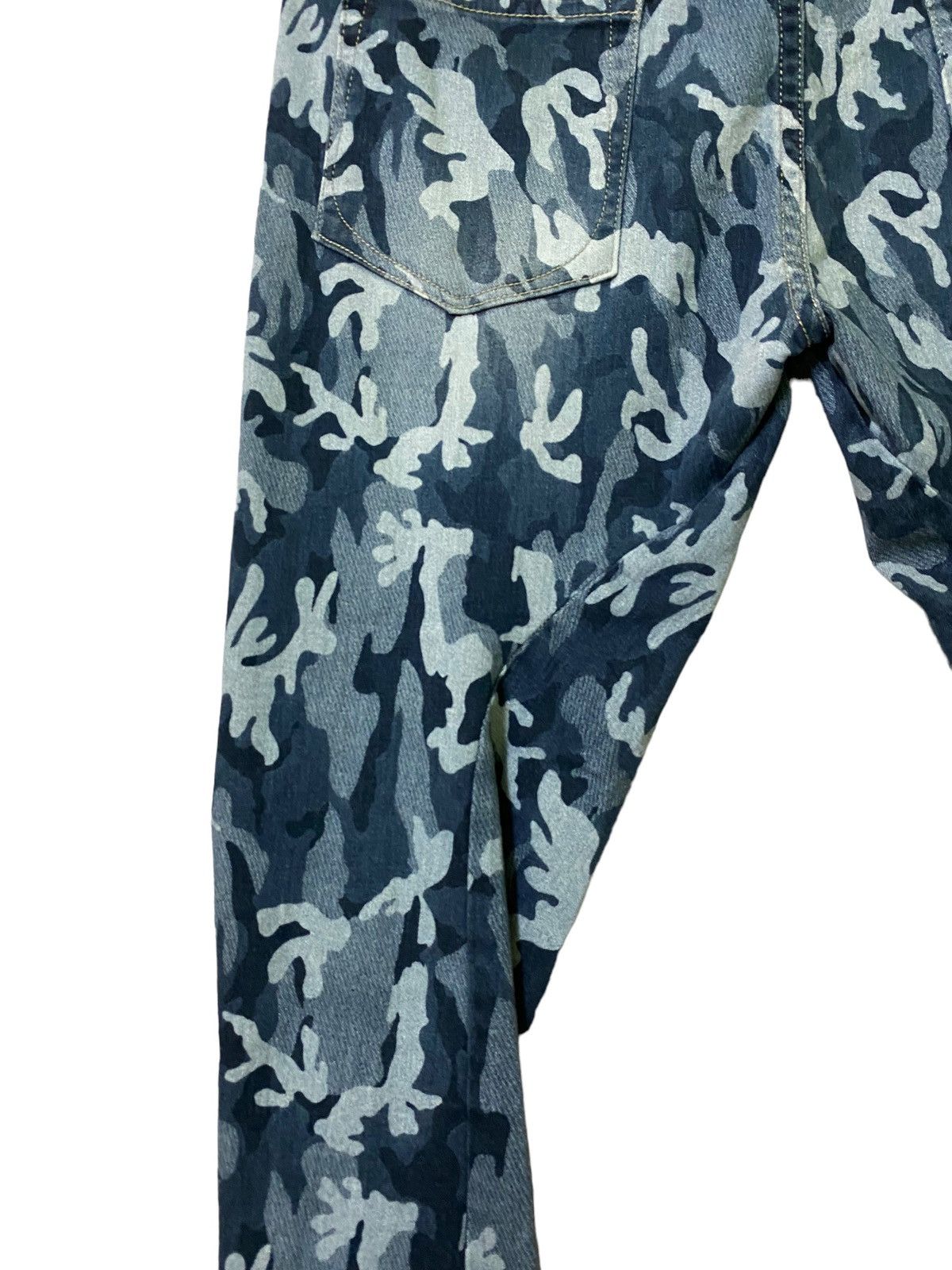 Japanese Brand Bit Blue Double Waist Camo style Baggy Denim Size US 32 / EU 48 - 15 Thumbnail