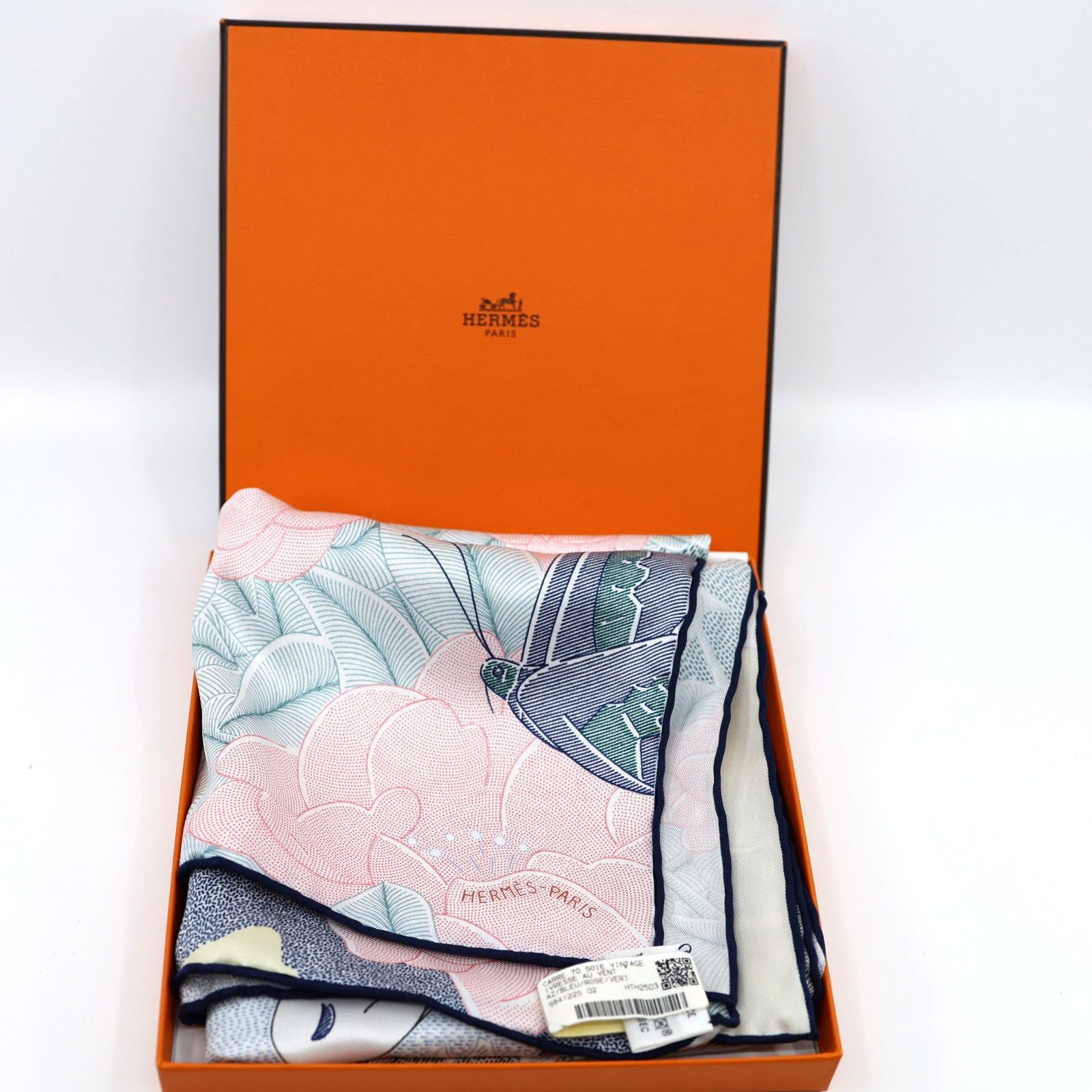 Hermes New with Box HERMES Ivresse Au Vent 70 Silk Scarf Size ONE SIZE - 1 Thumbnail