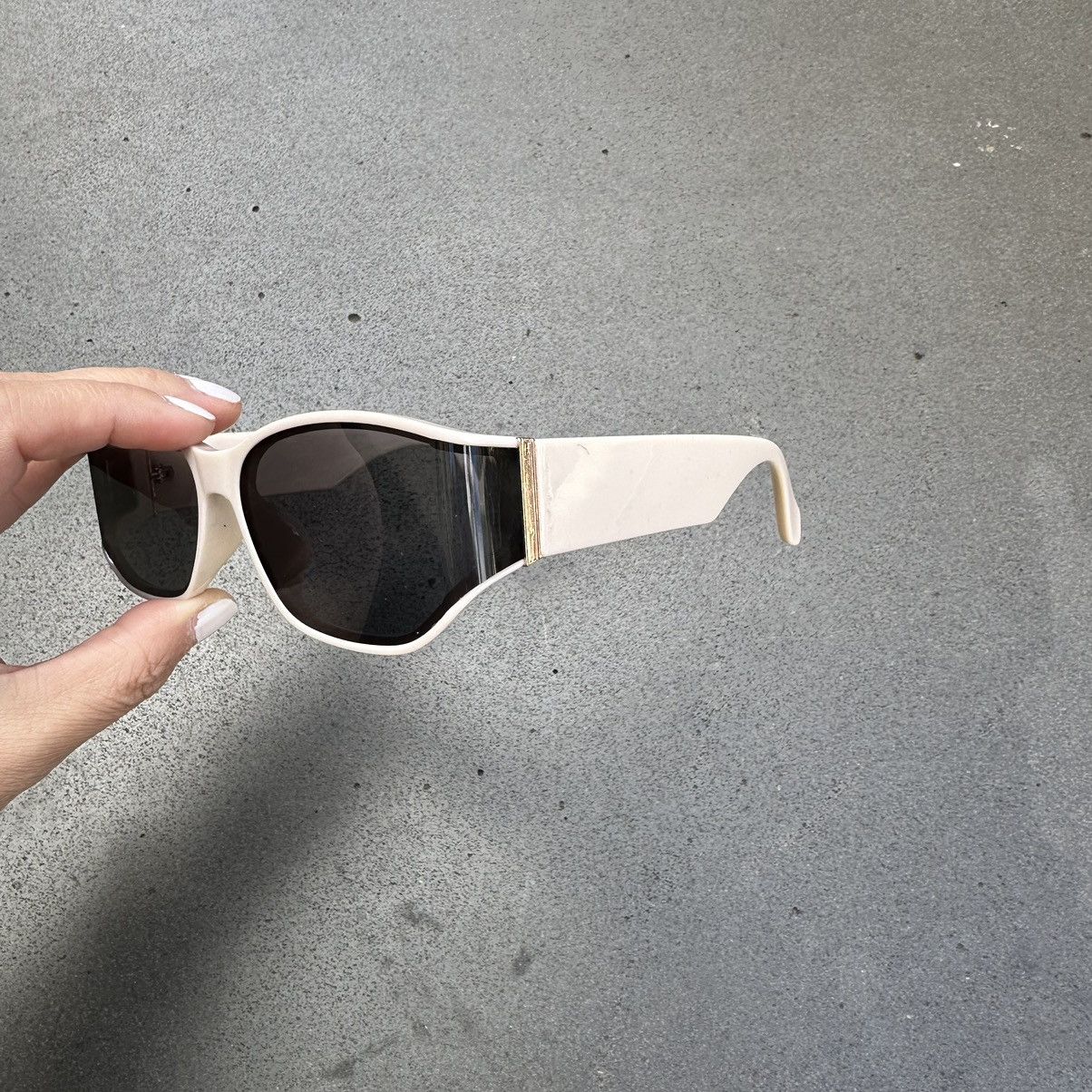 Other Y2K Unisex Sunglasses Retro Fashion Shades LE99909-02 Size ONE SIZE - 2 Thumbnail