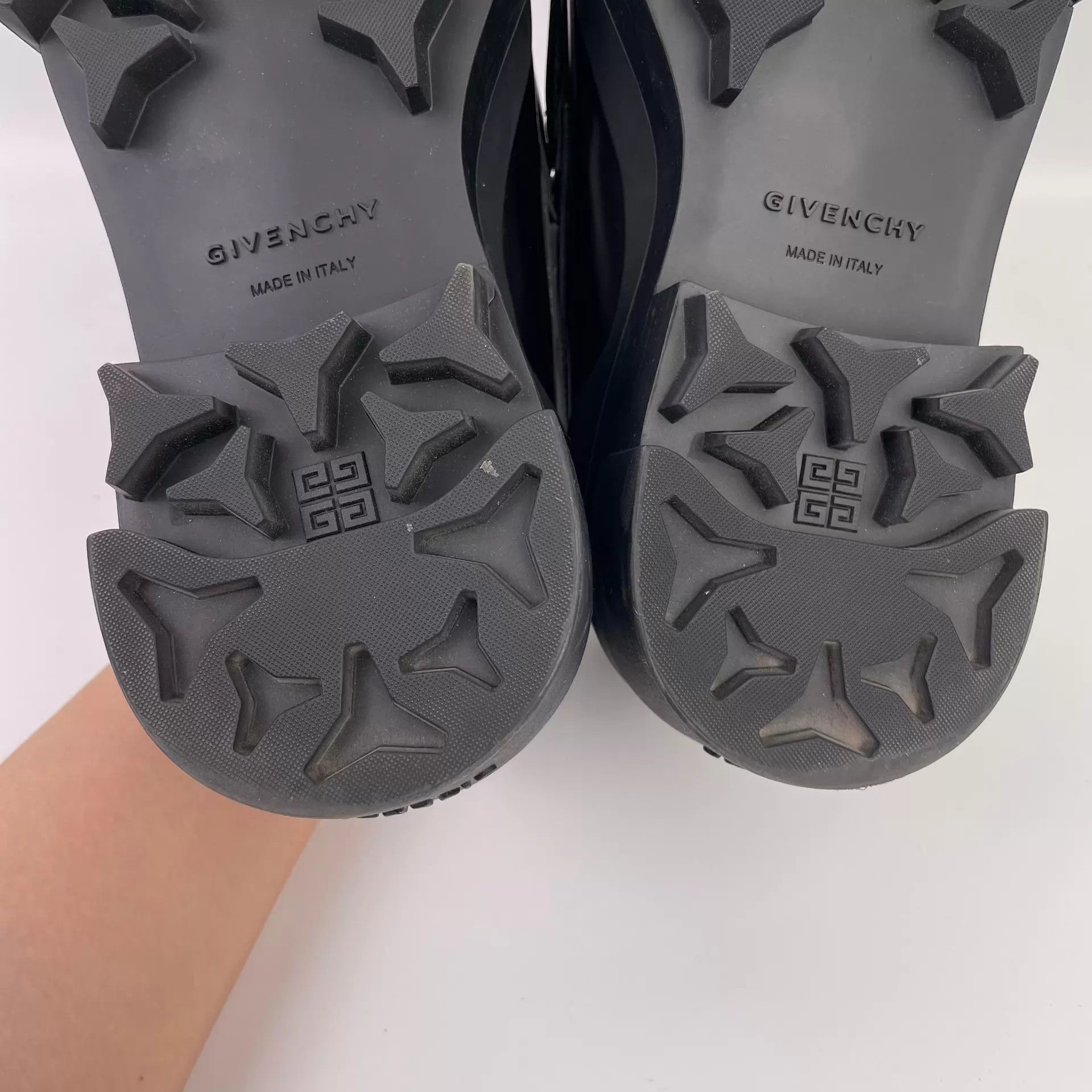 Givenchy Givenchy Black Leather Loafers EU 38 Size US 7.5 / IT 37.5 - 8 Thumbnail