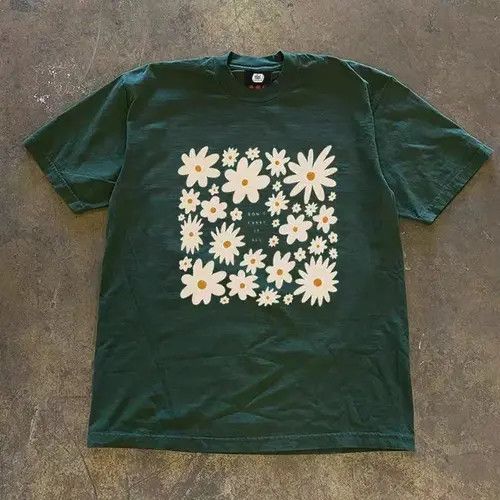 Other Green vintage sunflower pattern cotton tee Size US L / EU 52-54 / 3 - 5 Thumbnail