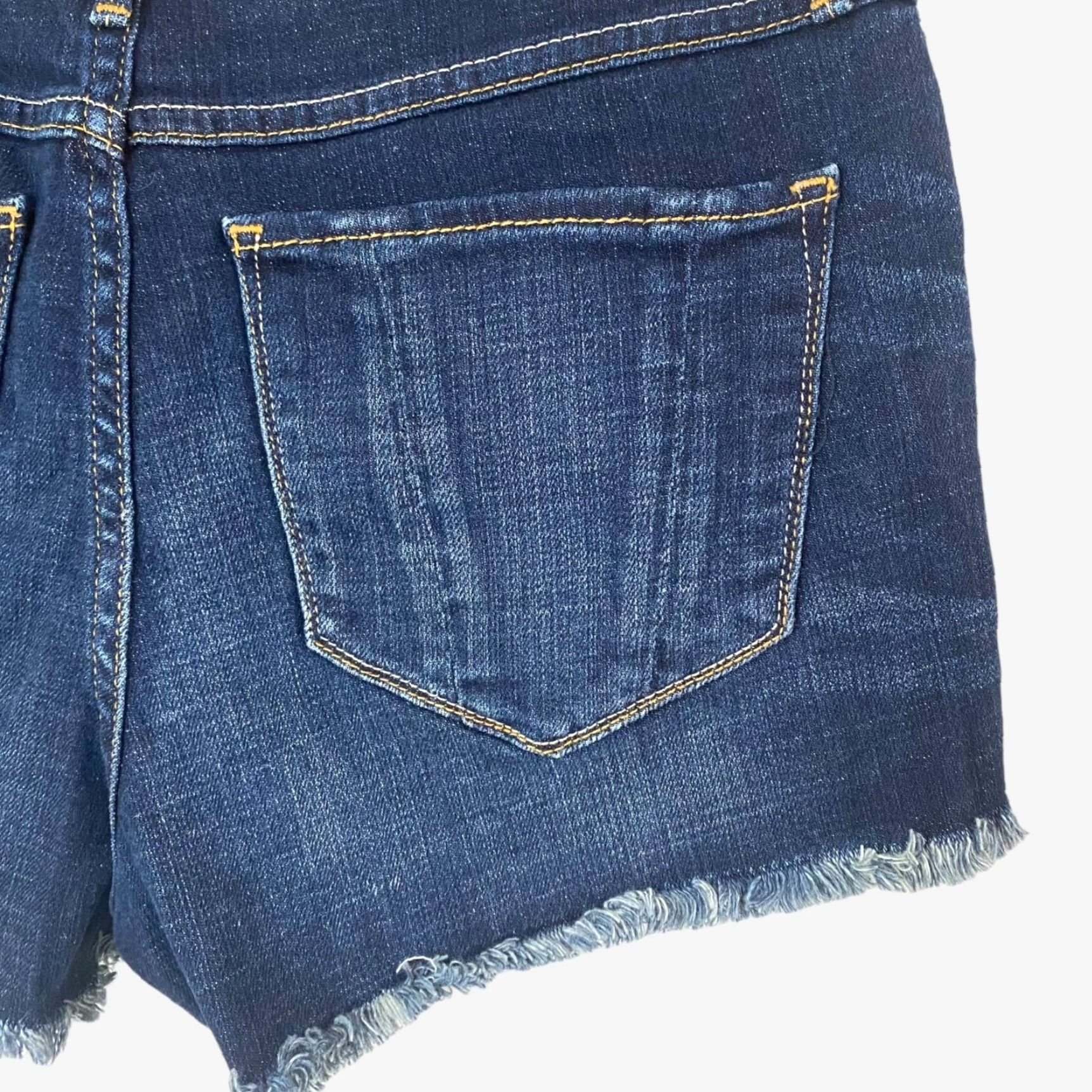 Abercrombie & Fitch Abercrombie & Fitch Jeans Shorts Women Size 27 Dark Wash Denim Cut-Offs Stretch Size 27" / US 4 / IT 40 - 7 Thumbnail