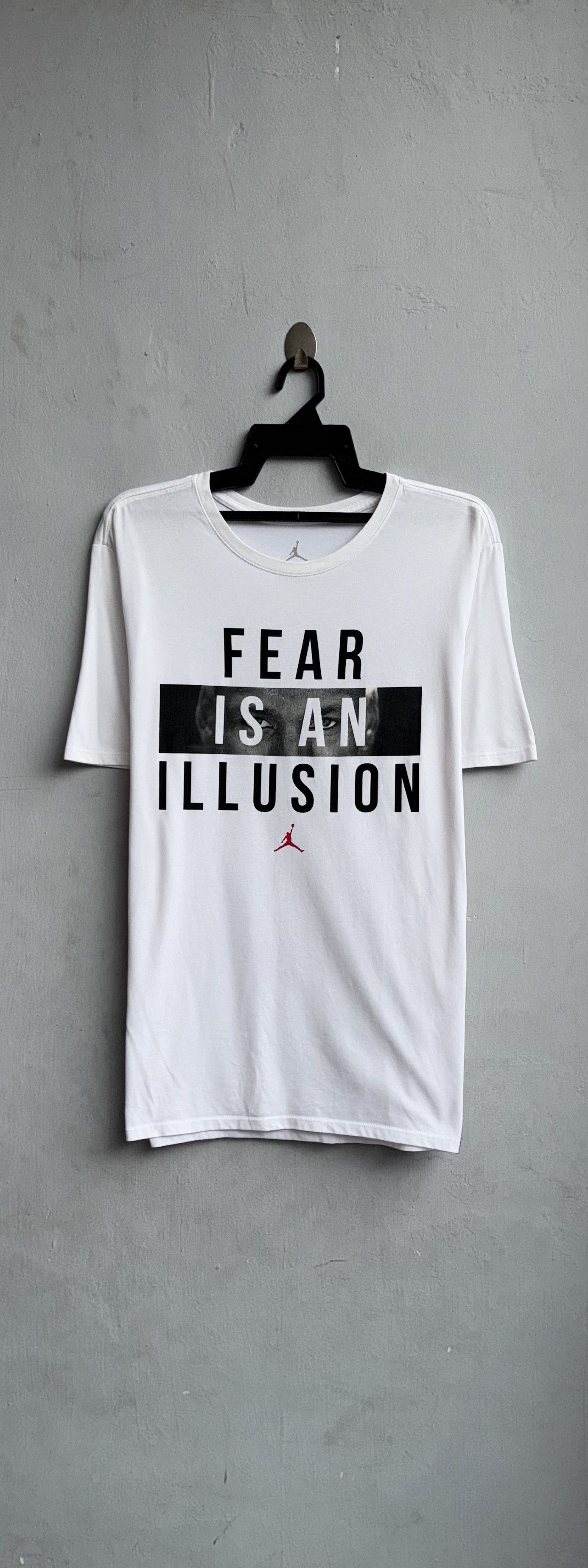 Jordan Brand Nike Air Jordan Fear Is An Illusion Shirt Size US L / EU 52-54 / 3 - 1 Thumbnail
