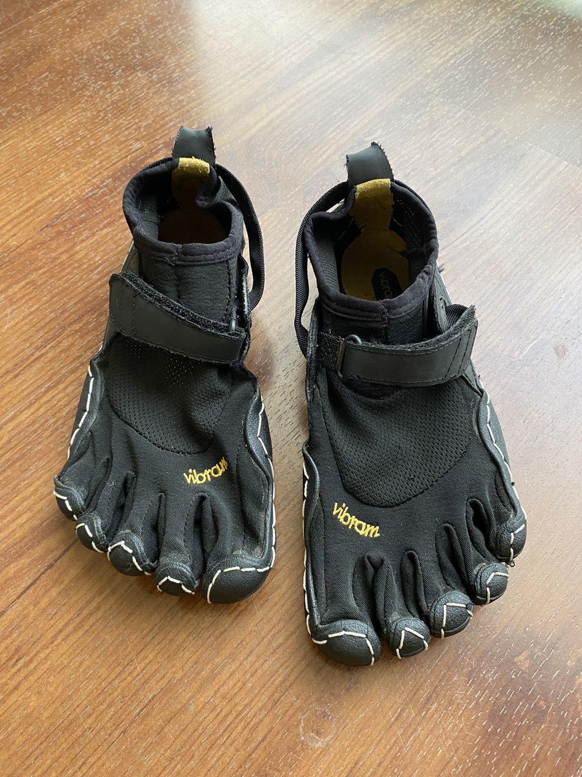 Vibram Vibram Five Fingers black shoes Size US 7 / IT 37 - 2 Thumbnail