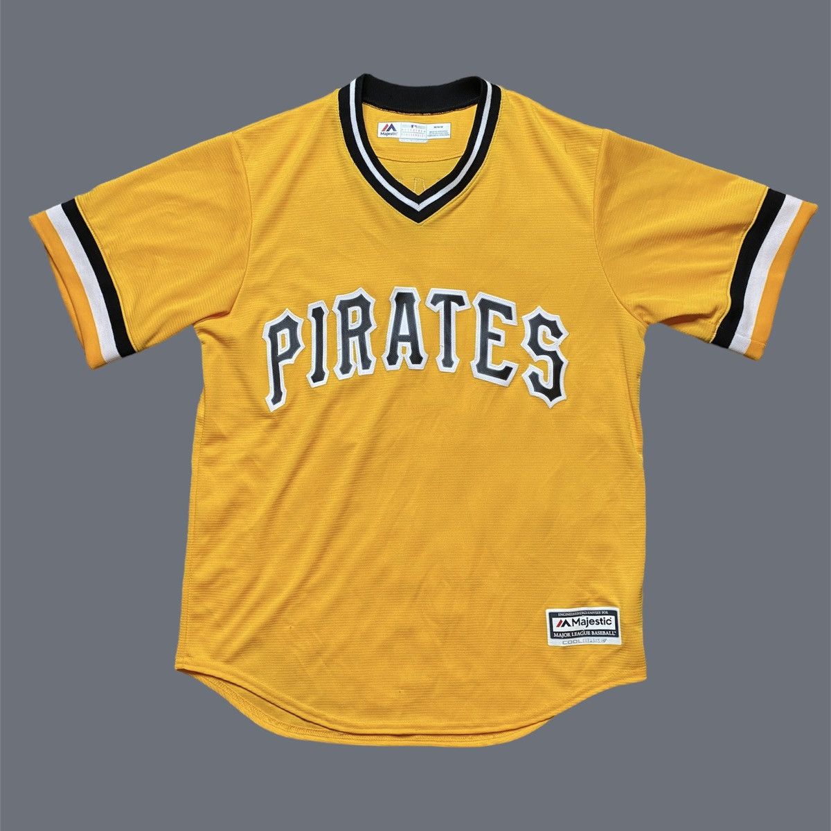 Majestic, Shirts & Tops, Majestic Pittsburgh Pirates Roberto Clemente  Jersey Size Small 8y