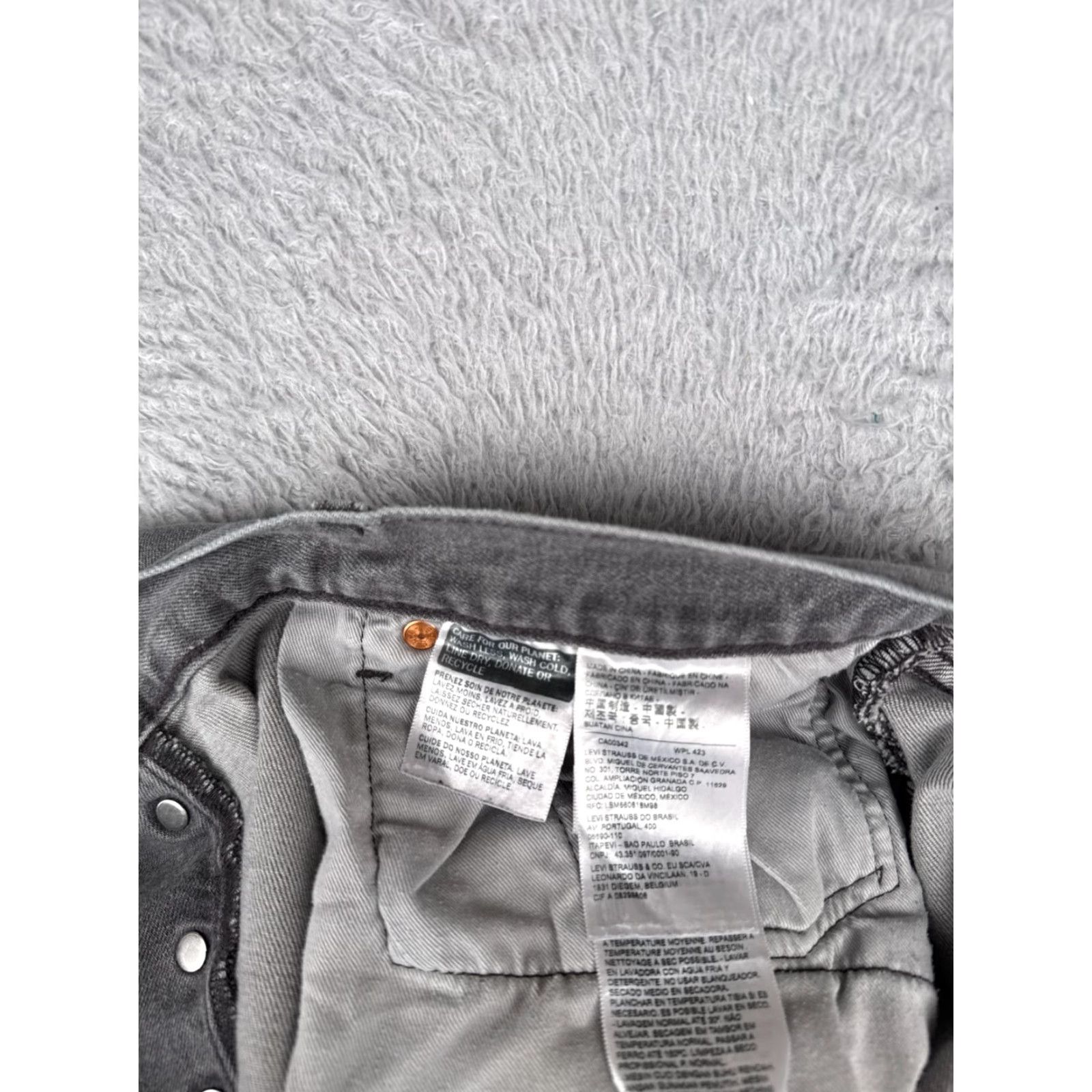 Levi's VINTAGE Levis Jeans 501 XX Adult 38 Black Denim Button Cotton 38x33 Regular 5-Pocket Mens Size US 38 / EU 54 - 7 Thumbnail