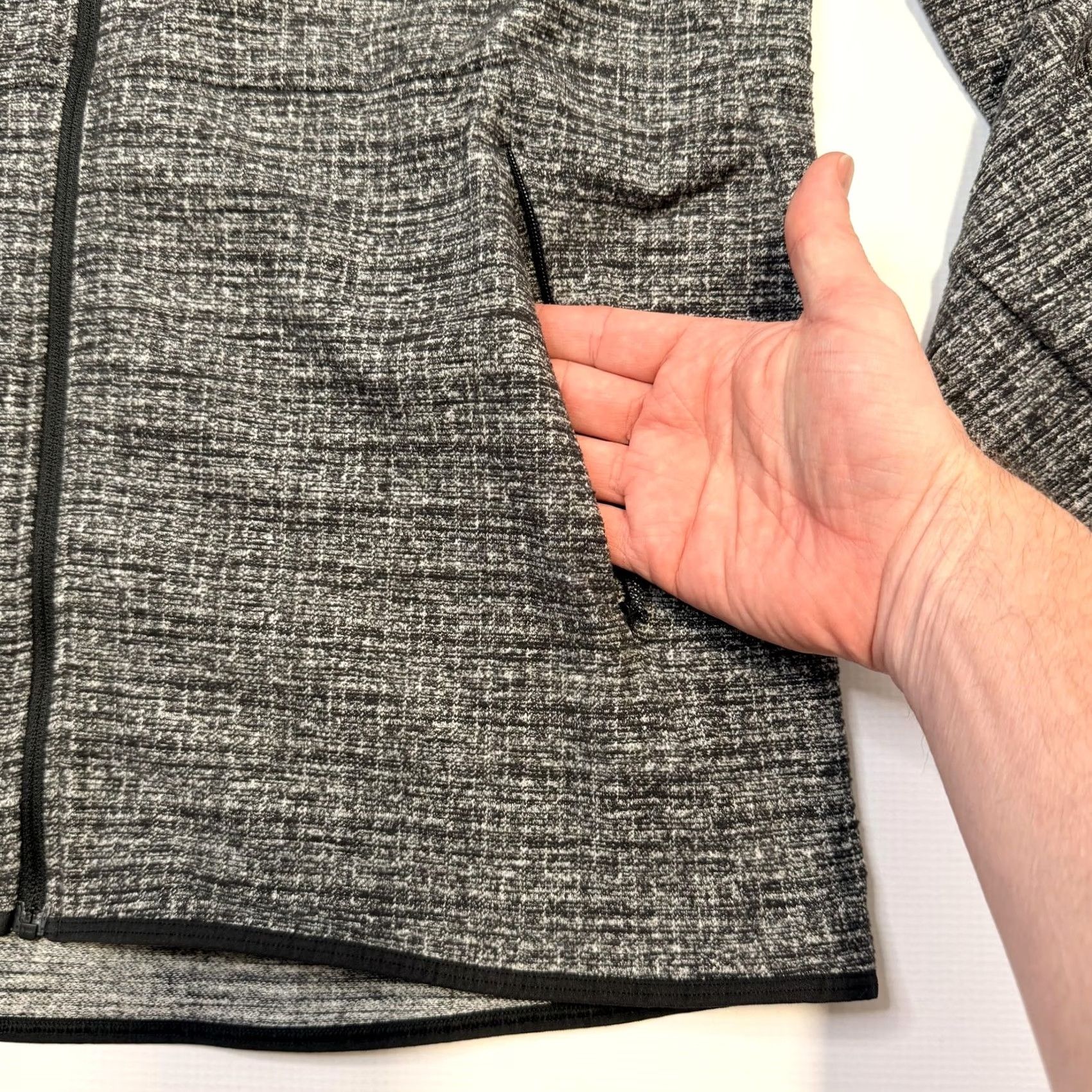 Lululemon Lululemon Surge Warm Full Zip Jacket Mens Medium Gray Geometric Knit Hooded Running & Training Size US M / EU 48-50 / 2 - 3 Thumbnail
