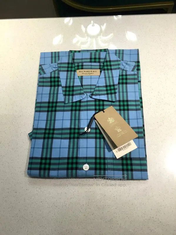 Burberry Burberry Summer Plaid Short. Size US XL / EU 56 / 4 - 2 Thumbnail
