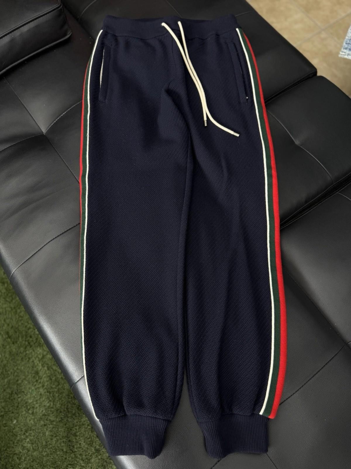 Gucci Authentic Gucci Logo Navy Joggers Wool (XS) $1200 Retail Size US 28 / EU 44 - 1 Thumbnail