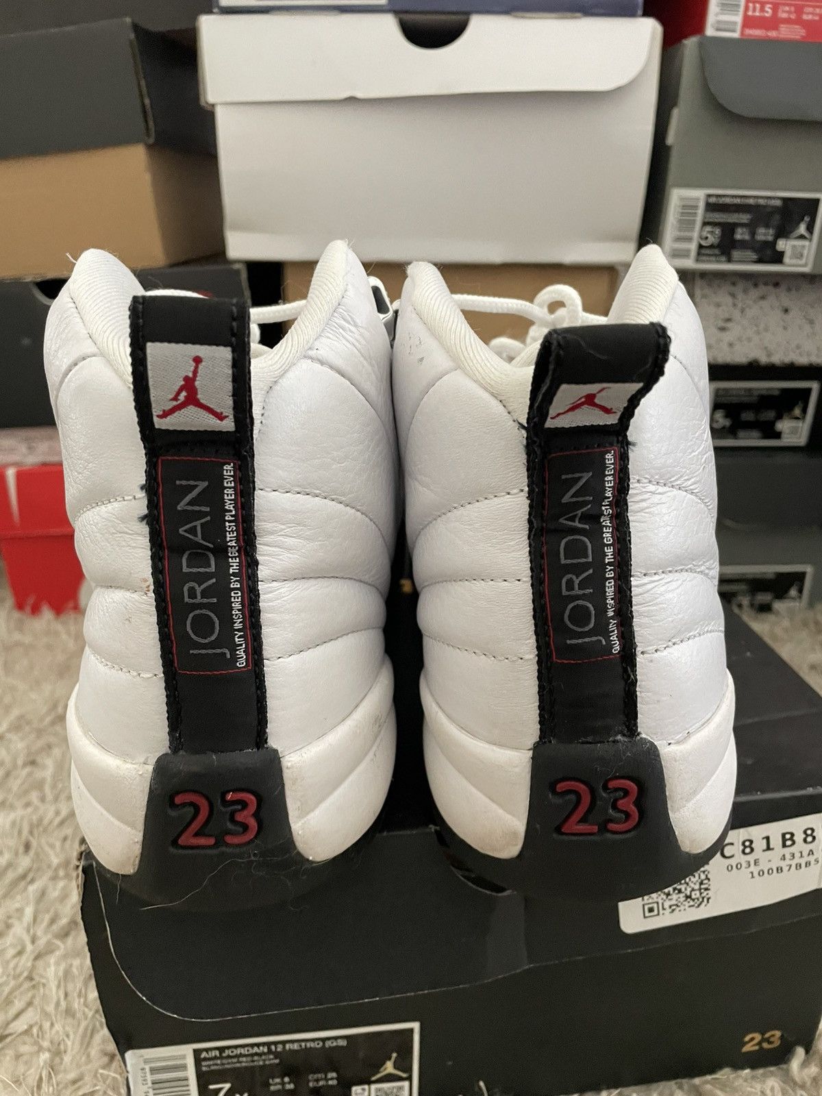 Jordan Brand Jordan 12 Taxi Flip Size US 7 / EU 40 - 6 Thumbnail