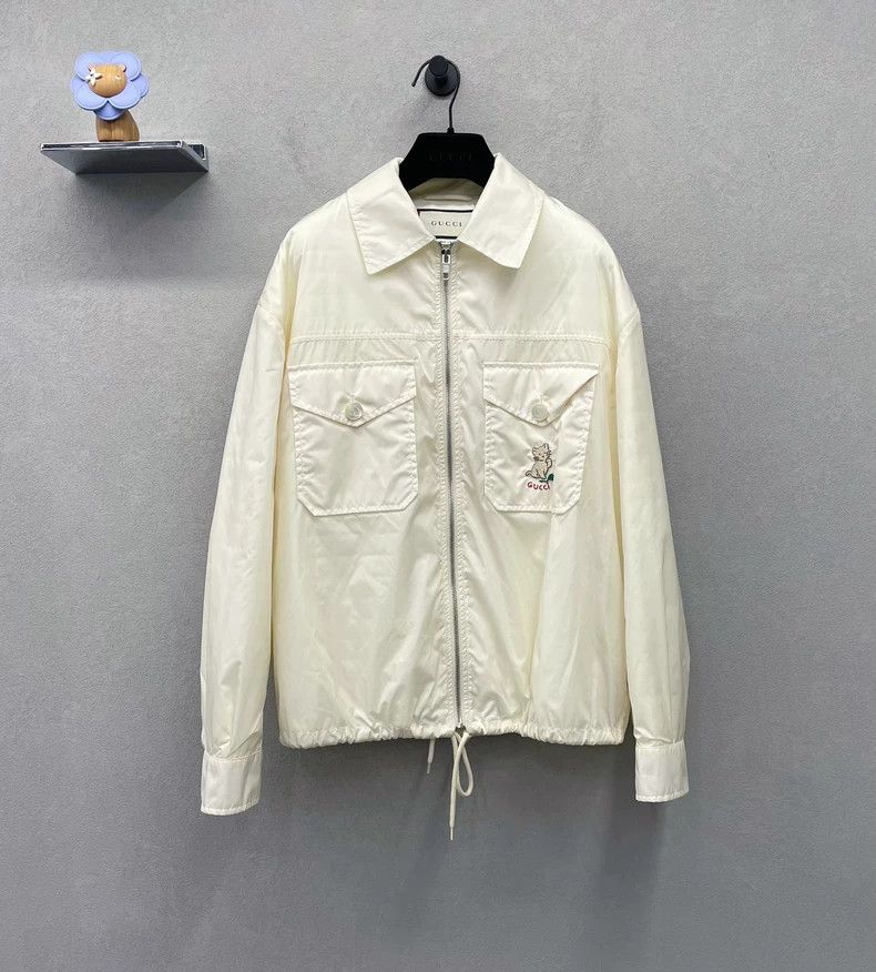 Gucci Size 38 Light yellow cat coat size 38 2502-Nextarrow