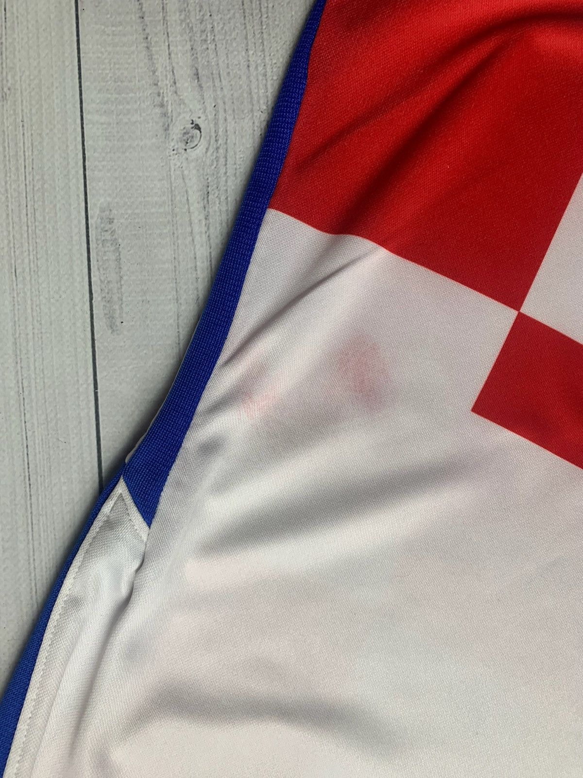 Nike × Vintage Vintage Croatia soccer jersey size XL Nike logo Size US XL / EU 56 / 4 - 8 Thumbnail