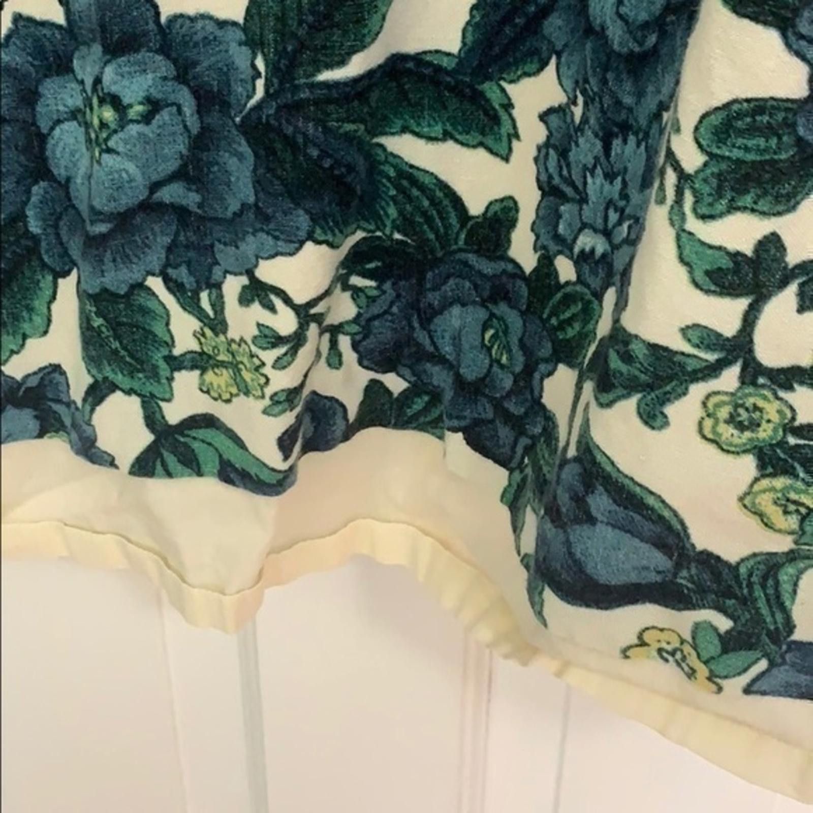 Designer Loft floral v neck back dress Size XS / US 0-2 / IT 36-38 - 6 Thumbnail