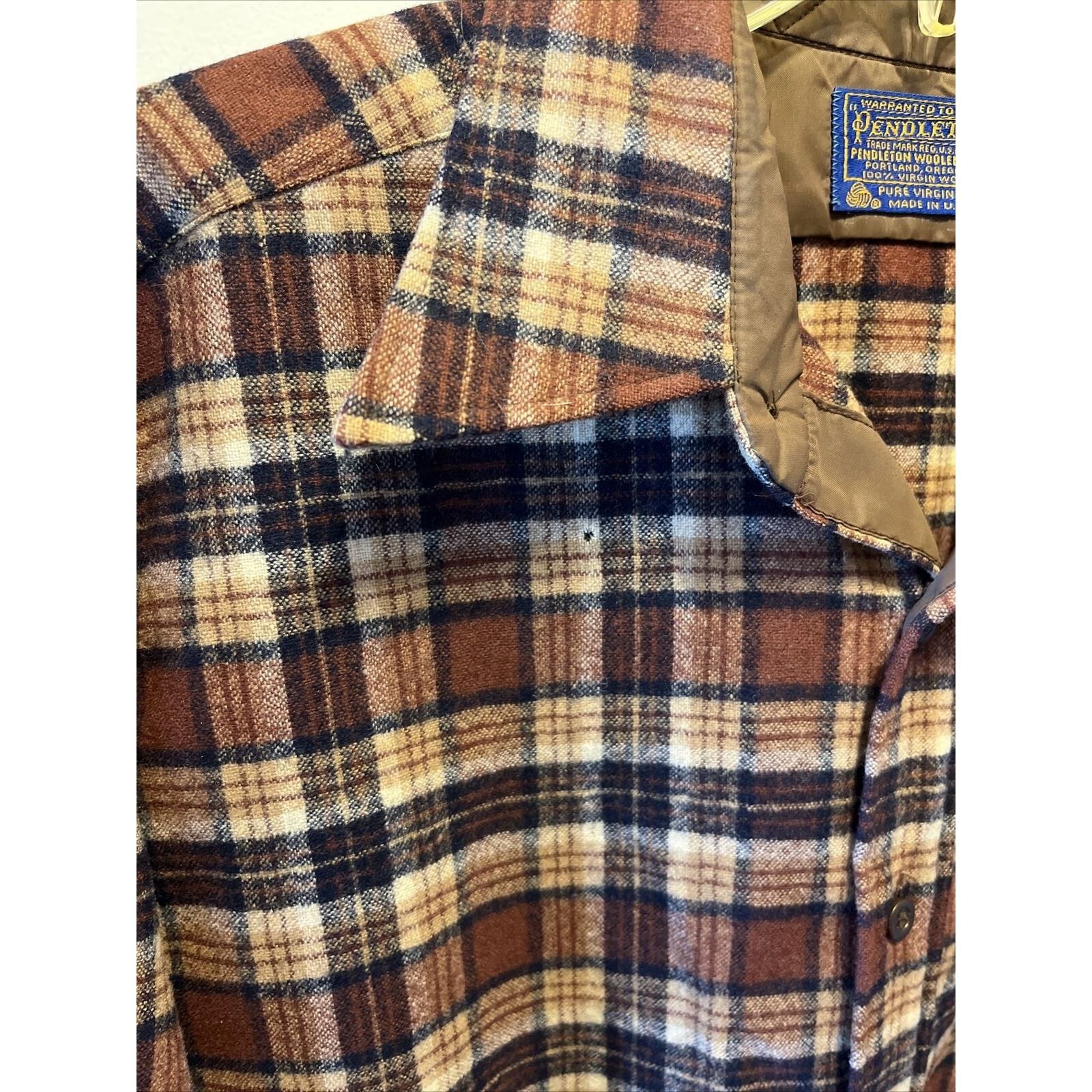 Pendleton Pendleton Mens M Brown Plaid LS Button Up Wool flannel Shirt Size US M / EU 48-50 / 2 - 4 Thumbnail