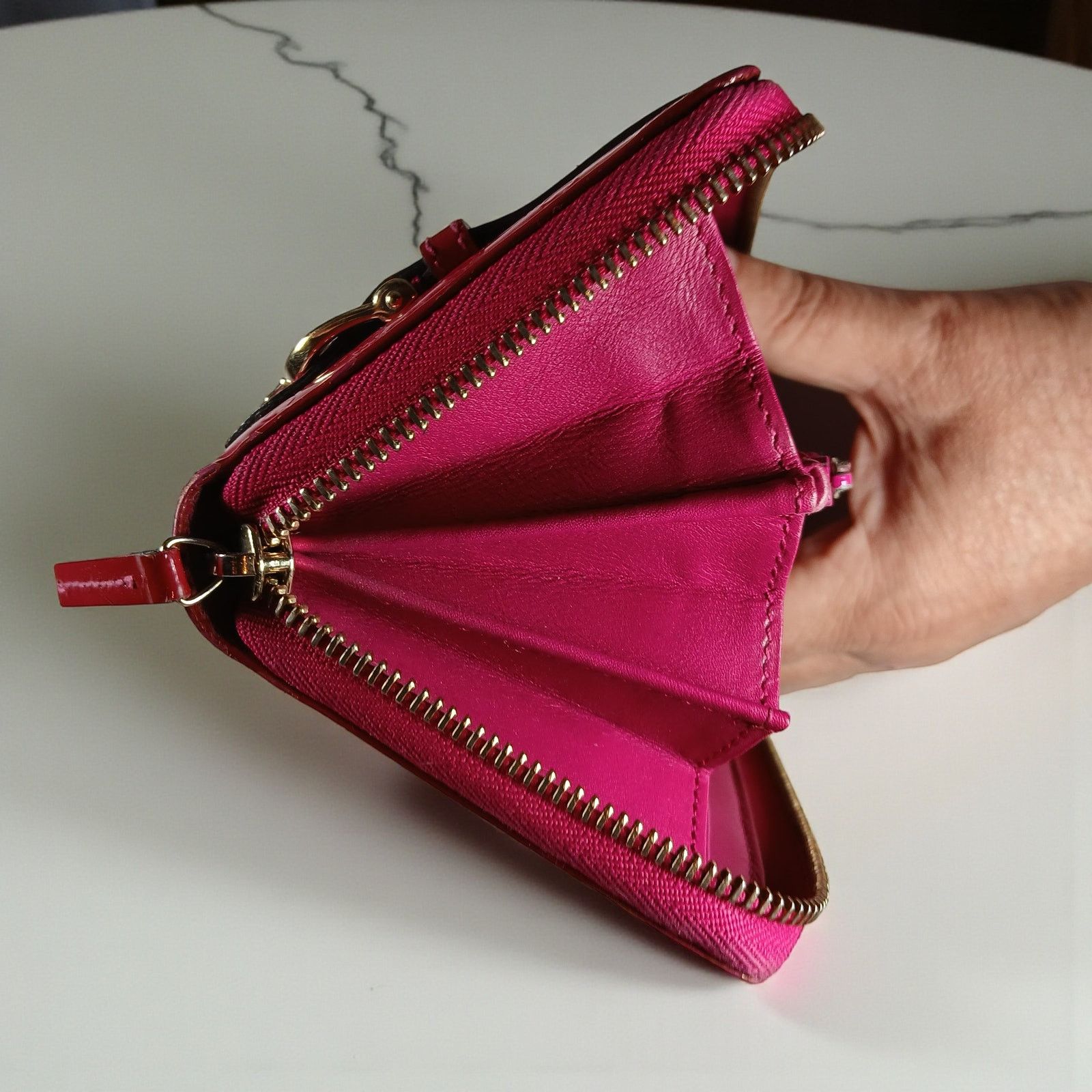 Gucci Gucci Shima GG Belted Zip Around Pink Enamel Leather Wallet Size ONE SIZE - 16 Thumbnail
