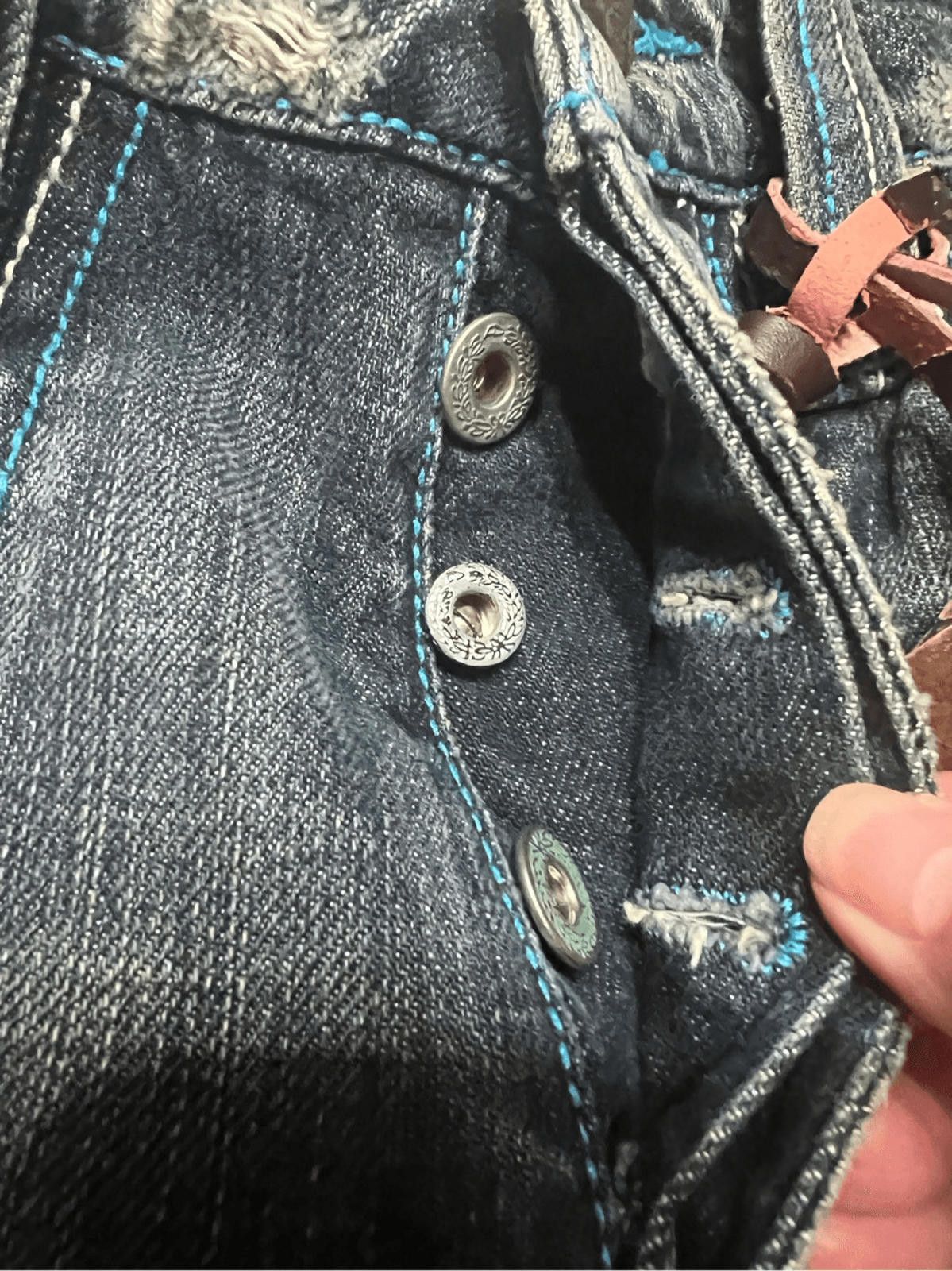 Antik Denim ANTIK Denim Button Fly embroidered Capri jeans Sz 29 NWT Size 29" - 5 Thumbnail