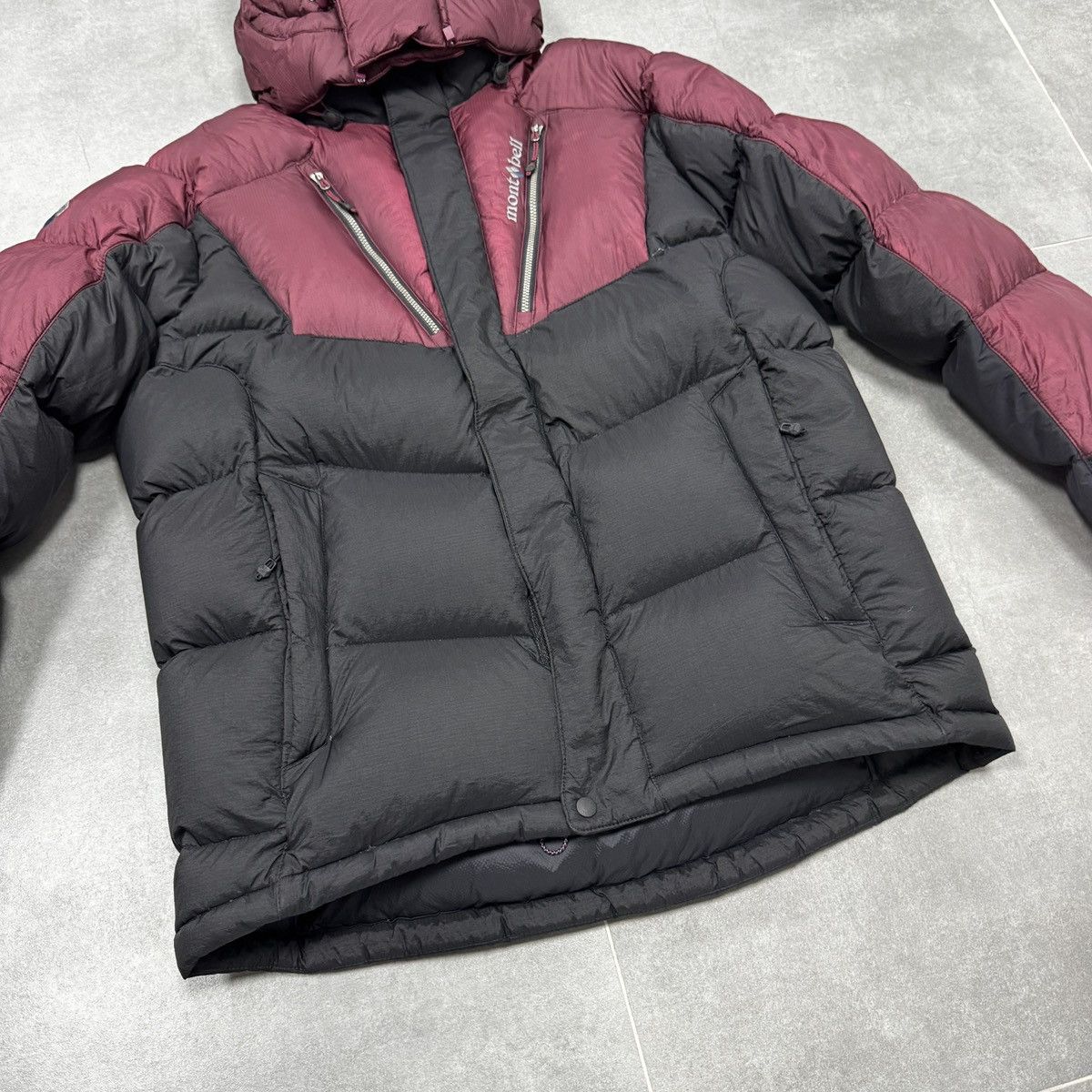 Montbell Montbell Multi Pocket Puffer Down Jacket Men Dark Red Size L Size US L / EU 52-54 / 3 - 8 Thumbnail