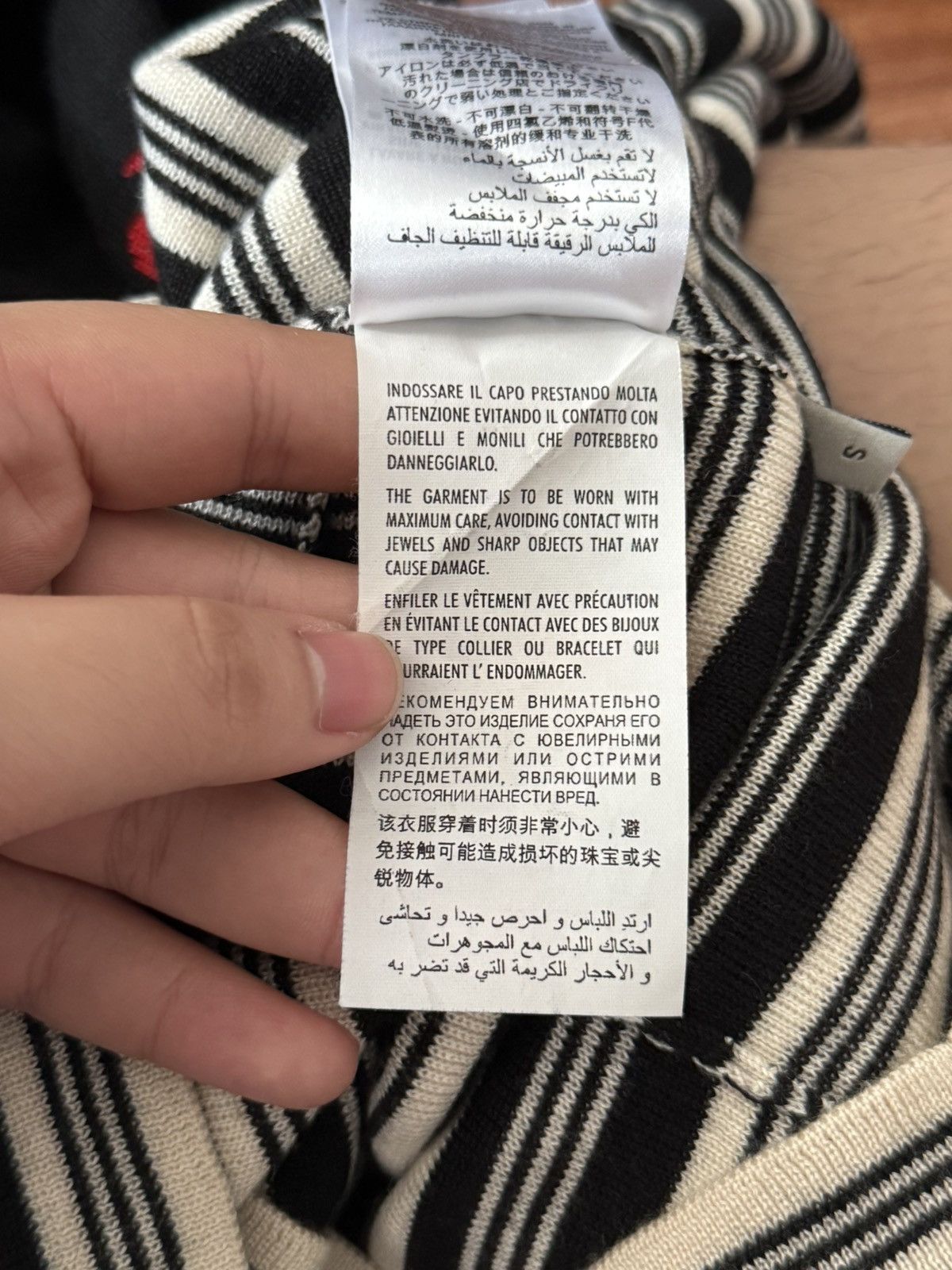 Gucci Gucci Blind For Love Sweater Size S / US 4 / IT 40 - 11 Thumbnail