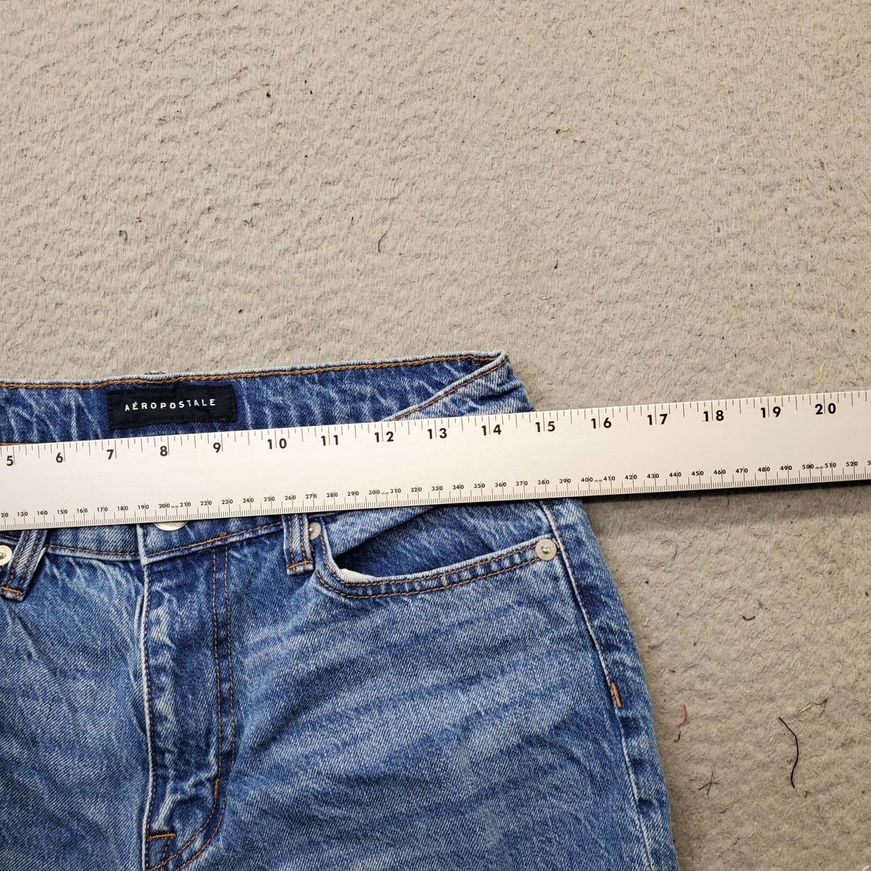 Vintage Aéropostale Mom Jeans Womens Size 6 Blue Denim Distressed Straight Leg RN154379 Size 28" / US 6 / IT 42 - 6 Thumbnail