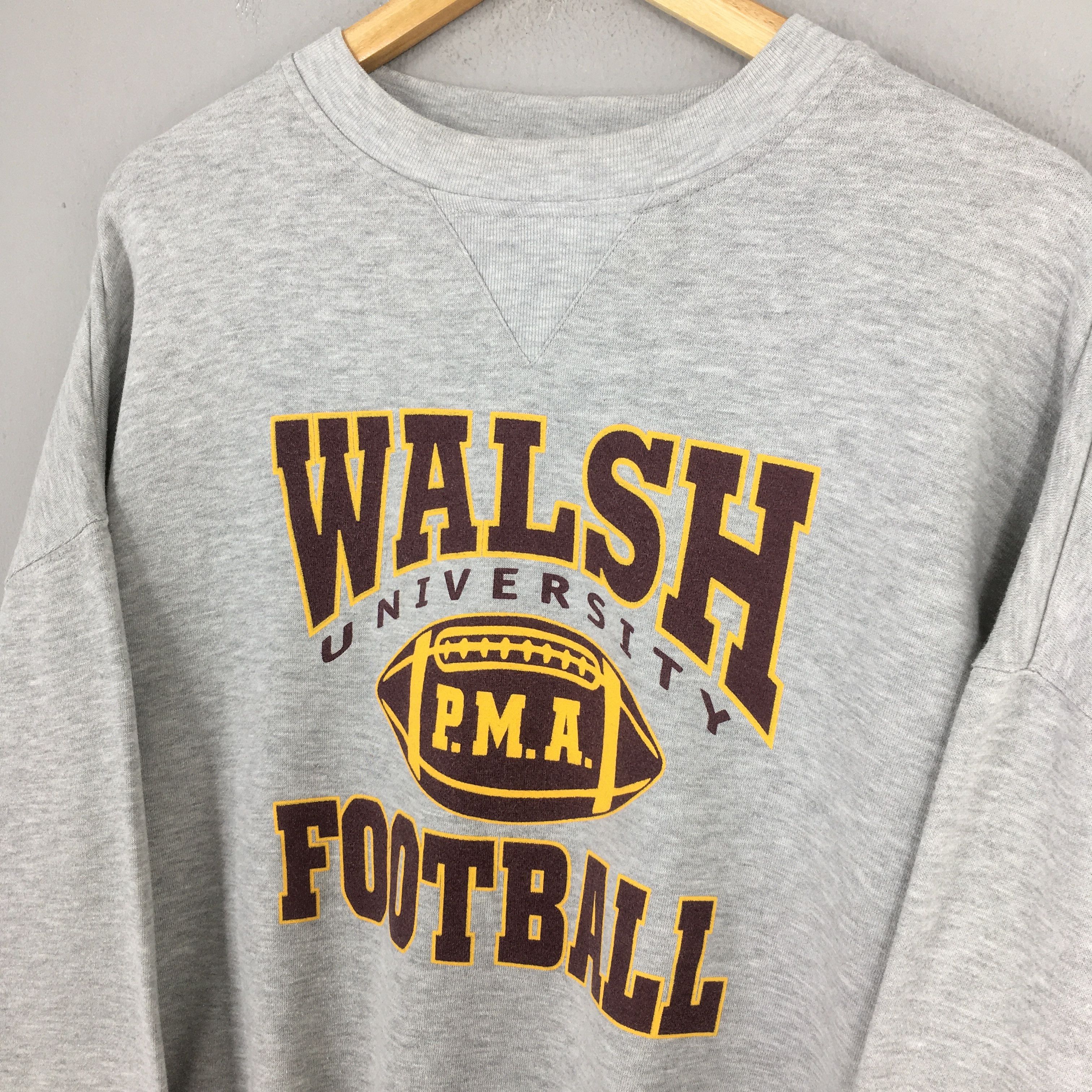 NCAA × Vintage Vintage Walsh University Gray Sweatshirt 2XLarge Size US XXL / EU 58 / 5 - 3 Thumbnail