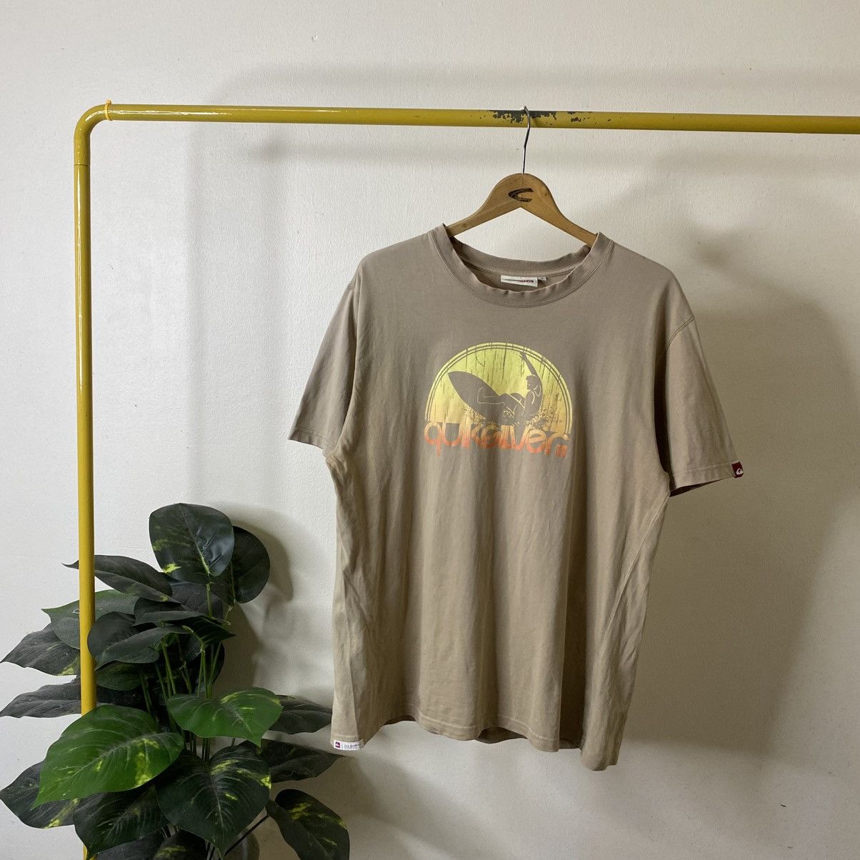 Quiksilver Vintage Y2K Quiksilver Surf T Shirt Size US L / EU 52-54 / 3 - 1 Thumbnail