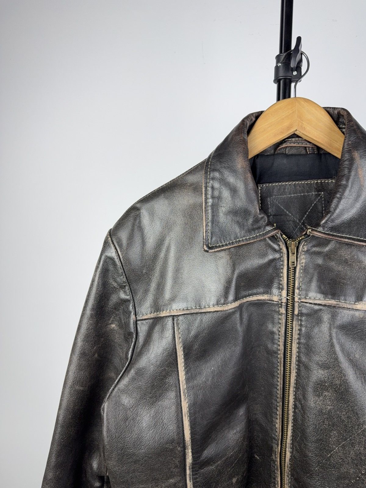 Vintage Vintage 90s Avant Garde Leather Biker MOTO Faded Jacket Size US XL / EU 56 / 4 - 2 Thumbnail