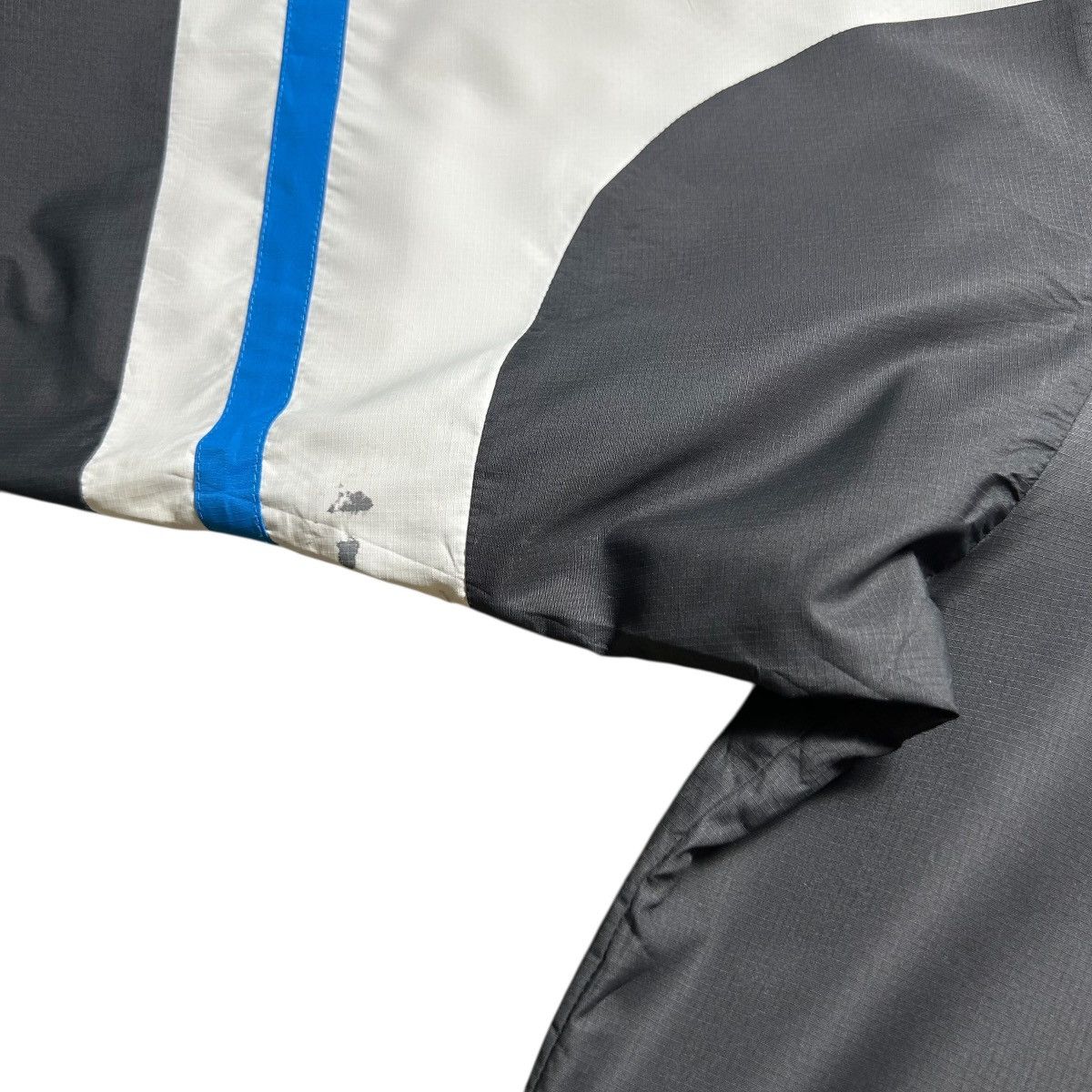 Fila Vintage Fila Jacket Size M / US 6-8 / IT 42-44 - 5 Thumbnail