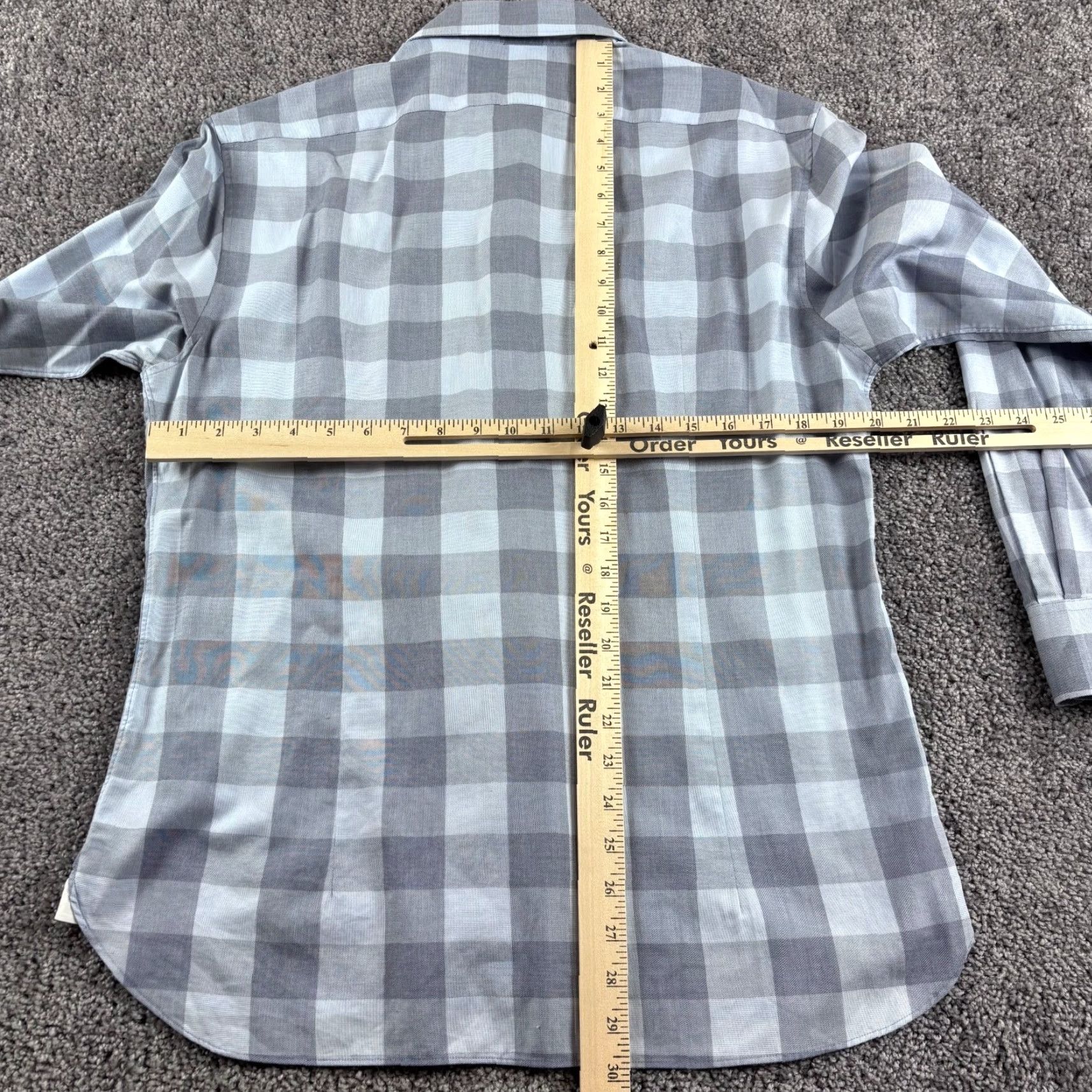 John Varvatos John Varvatos Dress Shirt Slim Fit Plaid Cotton Blue 15.5 32/33 Men Shirt Neck 15.5 in Slimming Cutaway Collar 100% Cotton Size 42R - 4 Thumbnail