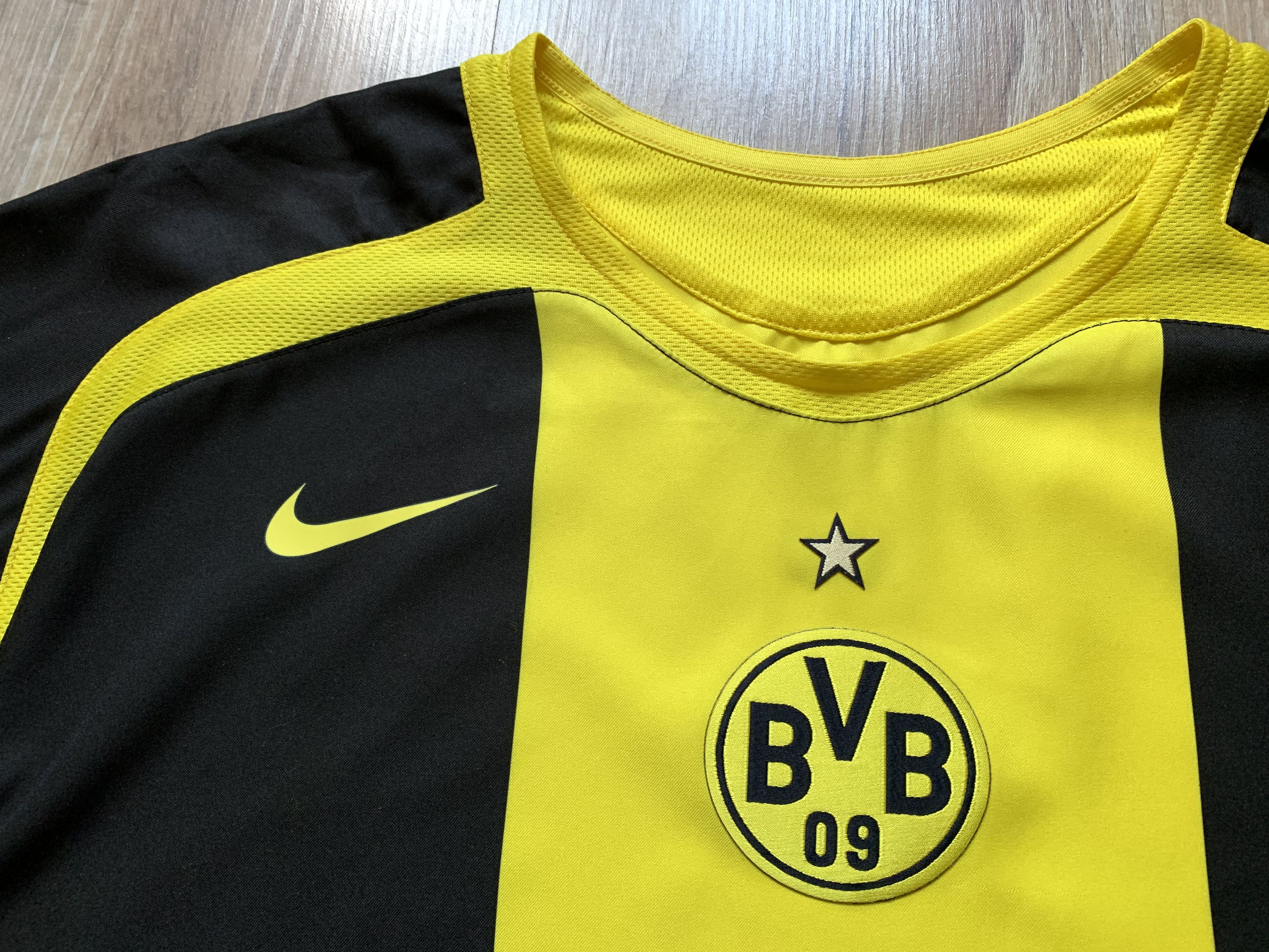Nike Vintage Nike Borussia Dortmund Away Shirt 2005-2006 Size US L / EU 52-54 / 3 - 6 Thumbnail