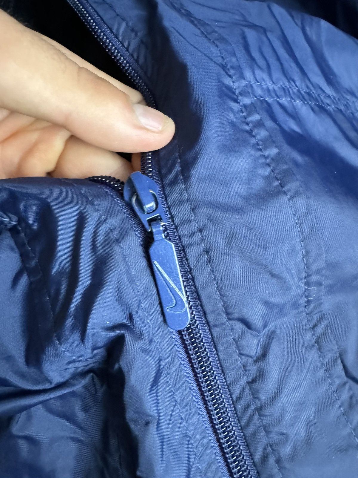 Nike × Vintage Vintage Nike USA Logo Oversized Nylon Jacket Size US L / EU 52-54 / 3 - 8 Thumbnail