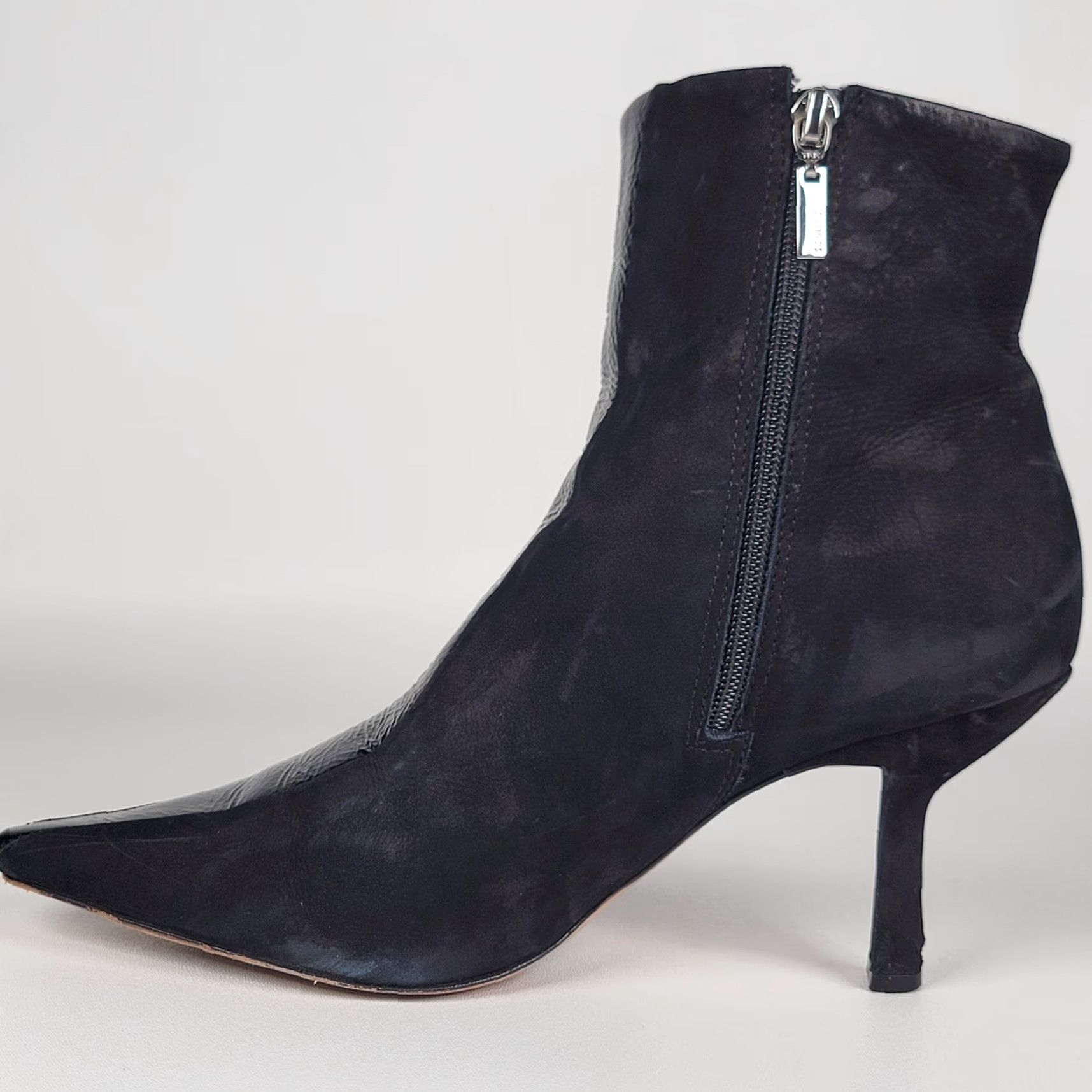 SCHUTZ Schutz Bootie Women Black Leather Size 10 Ankle Zip Pointed Toe Stiletto Heel 2-2.9in Leather Lining Comfort Casual Vintage: No Size US 10 / IT 40 - 4 Thumbnail
