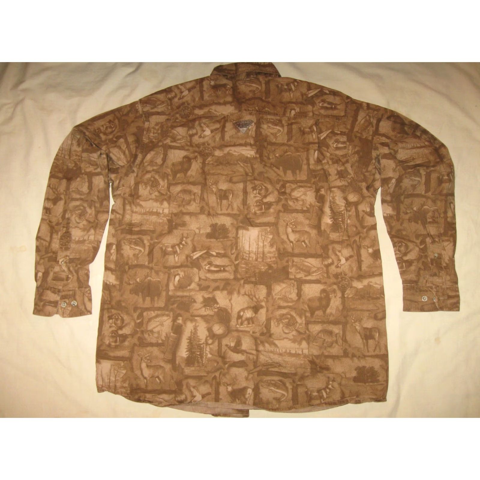 Vintage Vintage Columbia Button Down Shirt Men's Large Khaki Fishing Hunting Fowl Guys Size US L / EU 52-54 / 3 - 4 Thumbnail