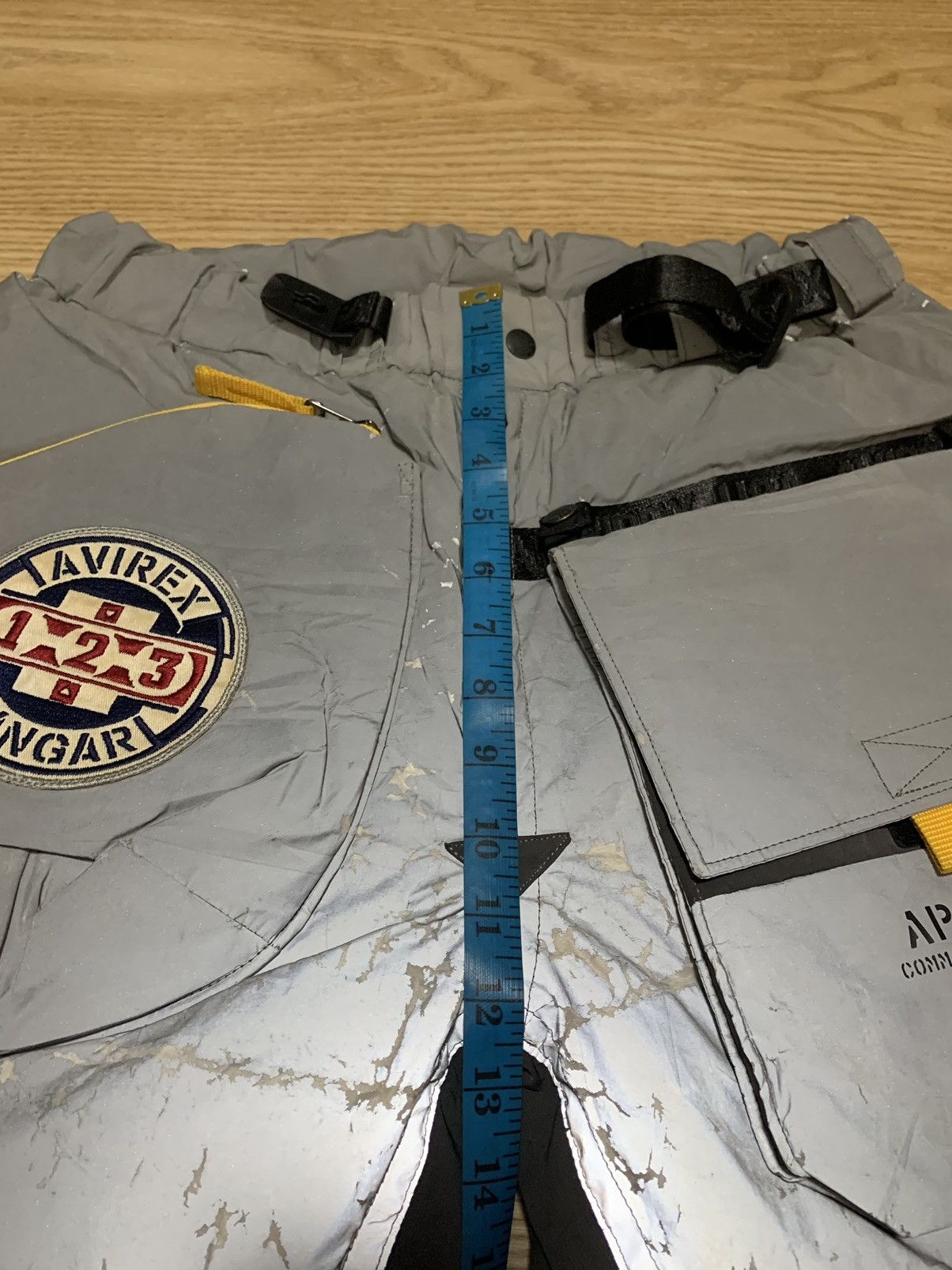 Apollo Avirex Hangar Apollo 11 Puffer Pants Distressed Reflective Size US 34 / EU 50 - 22 Thumbnail