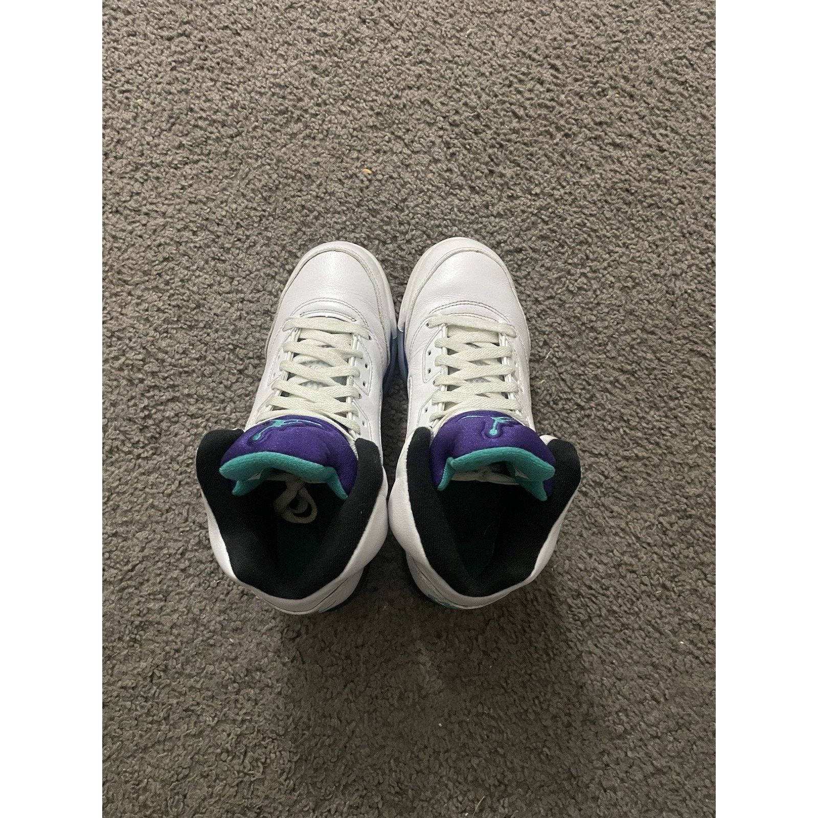 Jordan Brand Size 7y- Air Jordan 5 Retro Grape 2025 GS Fresh Prince Of Be Size US 7 / IT 37 - 4 Thumbnail