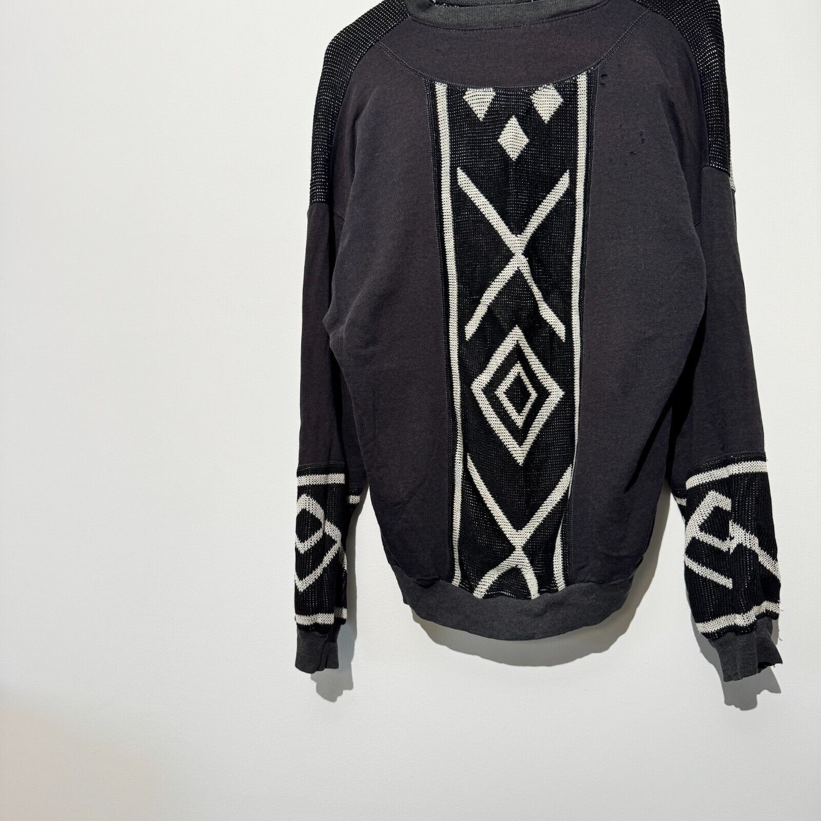 Vintage Vintage Unisex Black Acrylic Sweater Size M Regular Fit Size US M / EU 48-50 / 2 - 4 Thumbnail