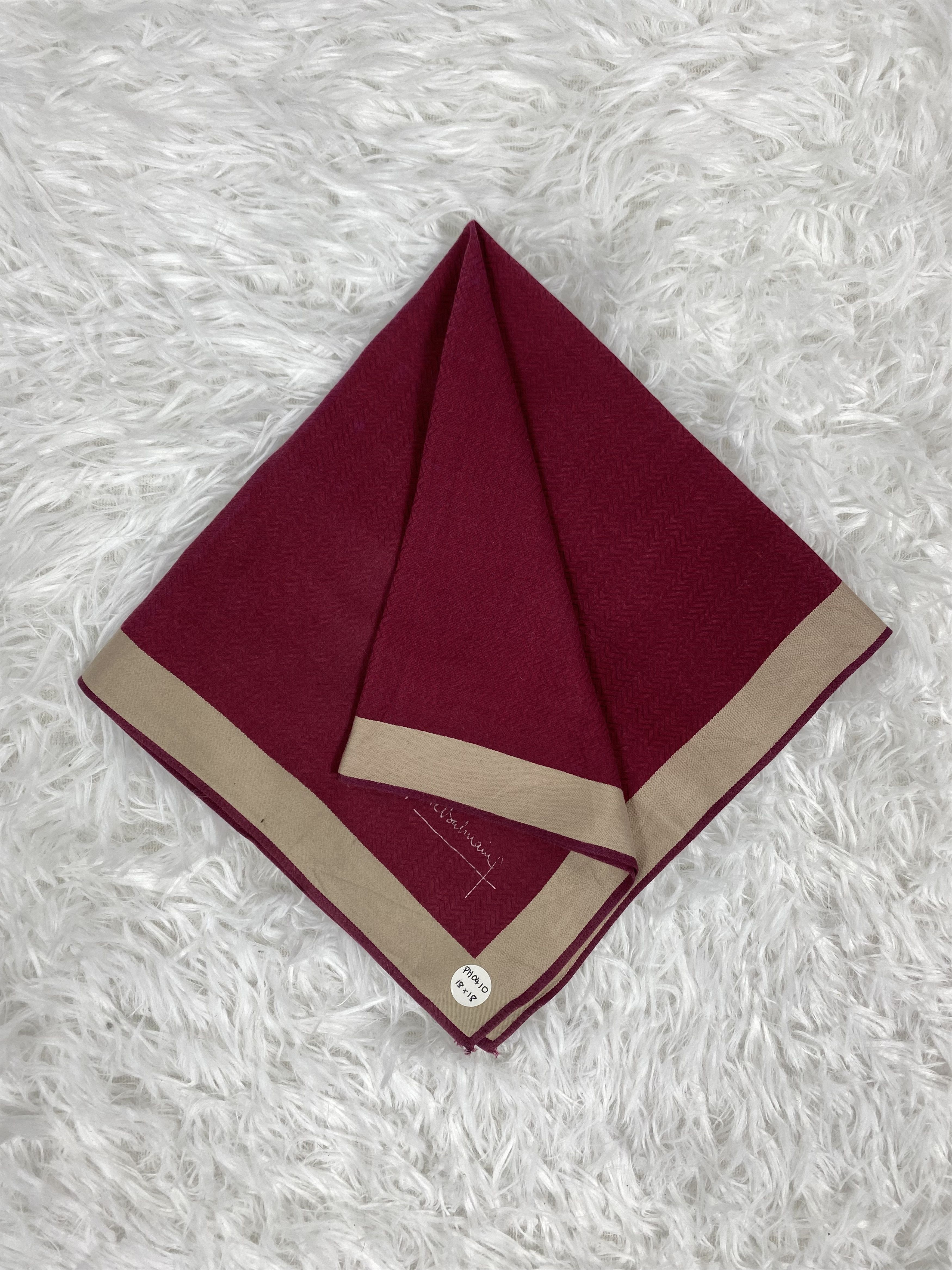 Pierre Balmain Vintage Pierre Balmain Handkerchief Neckerchief Ph0410 Size ONE SIZE - 1 Thumbnail