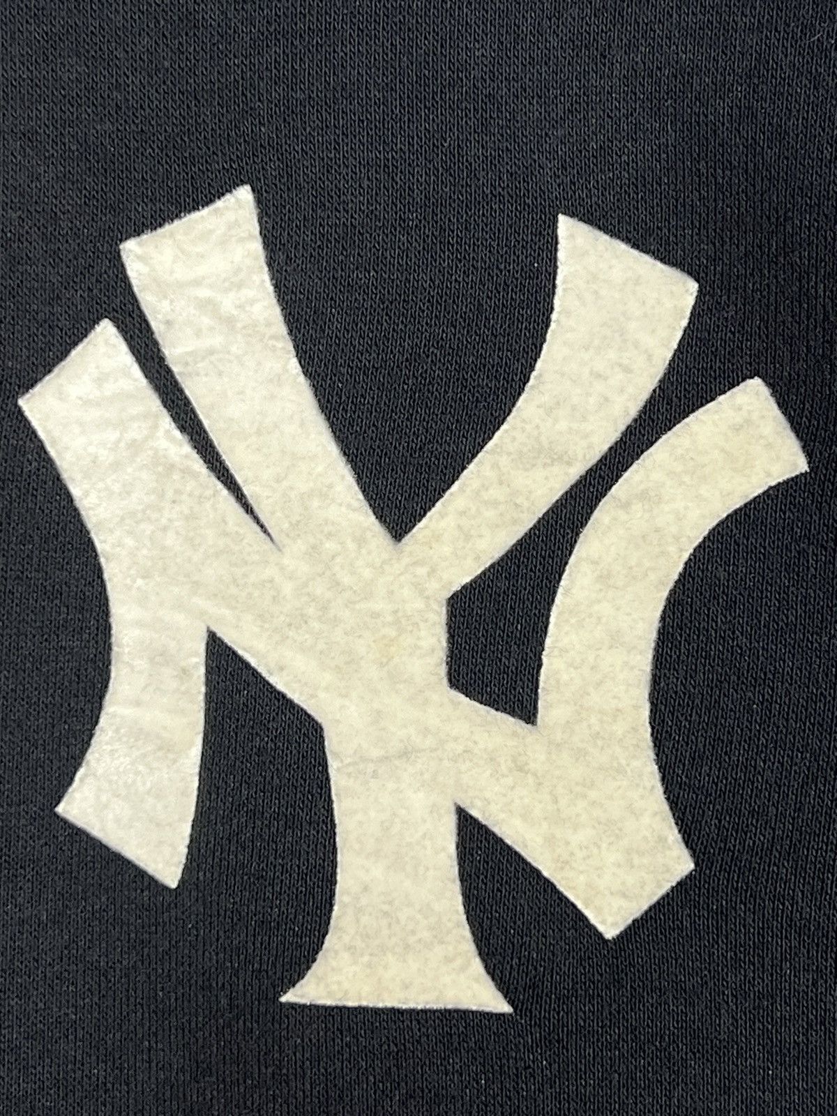 MLB Vintage New York Yenkees Majestic Sweatshirt Size US L / EU 52-54 / 3 - 5 Thumbnail