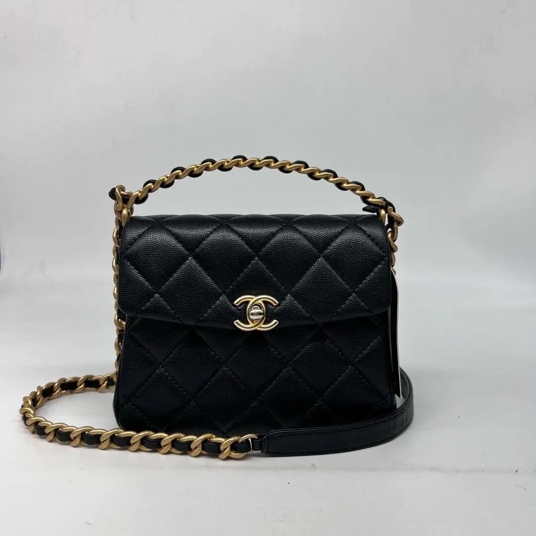 Chanel Pre-loved Bag Very good condition Size ONE SIZE - 1 Thumbnail