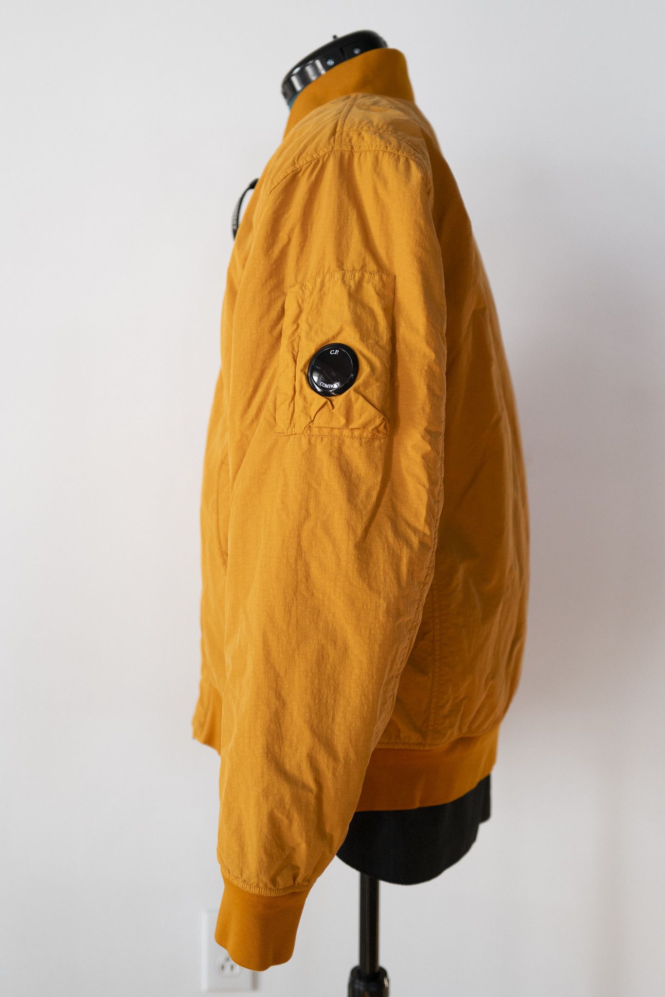 C.P. Company C.P. COMPANY QUILTED BOMBER ORANGE SZ L Size US L / EU 52-54 / 3 - 3 Thumbnail