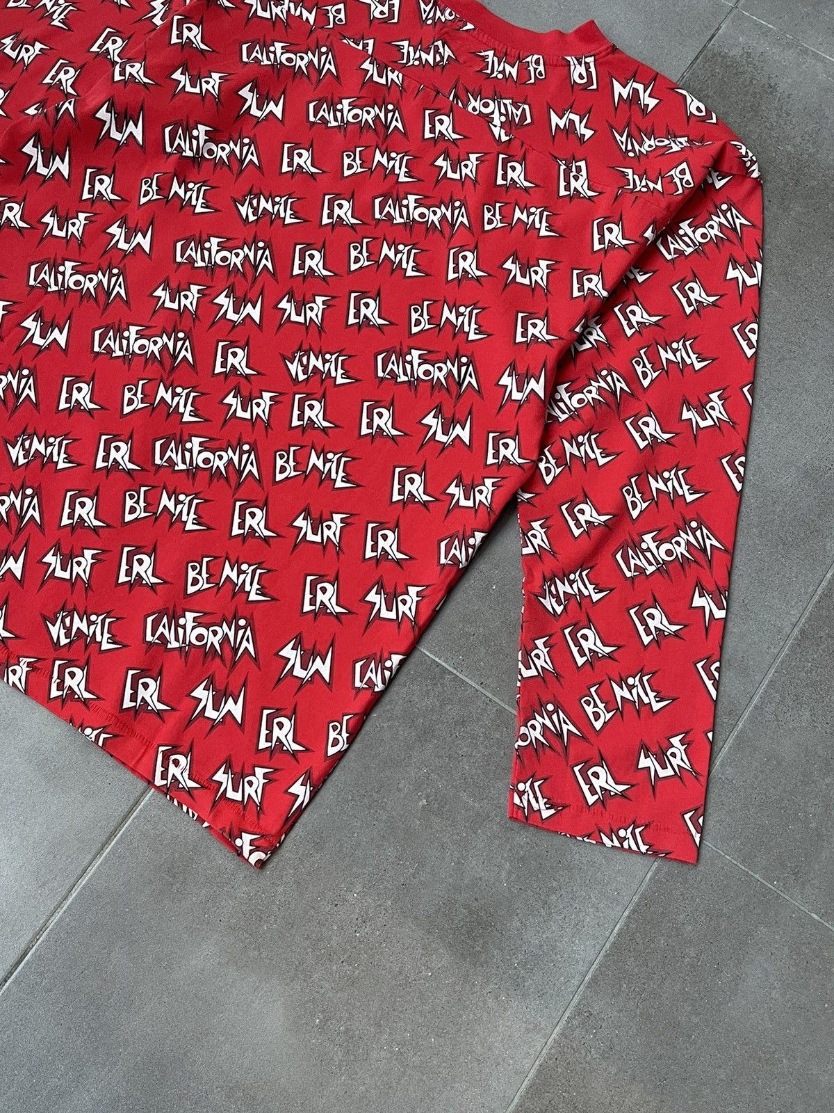 ERL DS! SS23 ERL All Over Logo Sunscreen Red Long Sleeve Size US M / EU 48-50 / 2 - 16 Thumbnail
