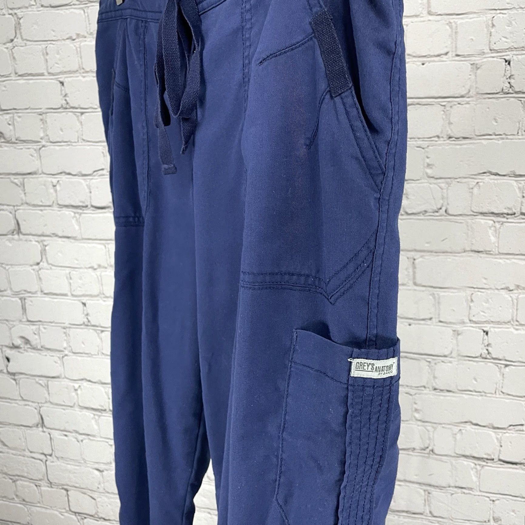 Vintage VINTAGE Grey’s Anatomy Grey Scrubs Drawstring Pants Men M 35x29 Pockets Size US 31 - 6 Thumbnail