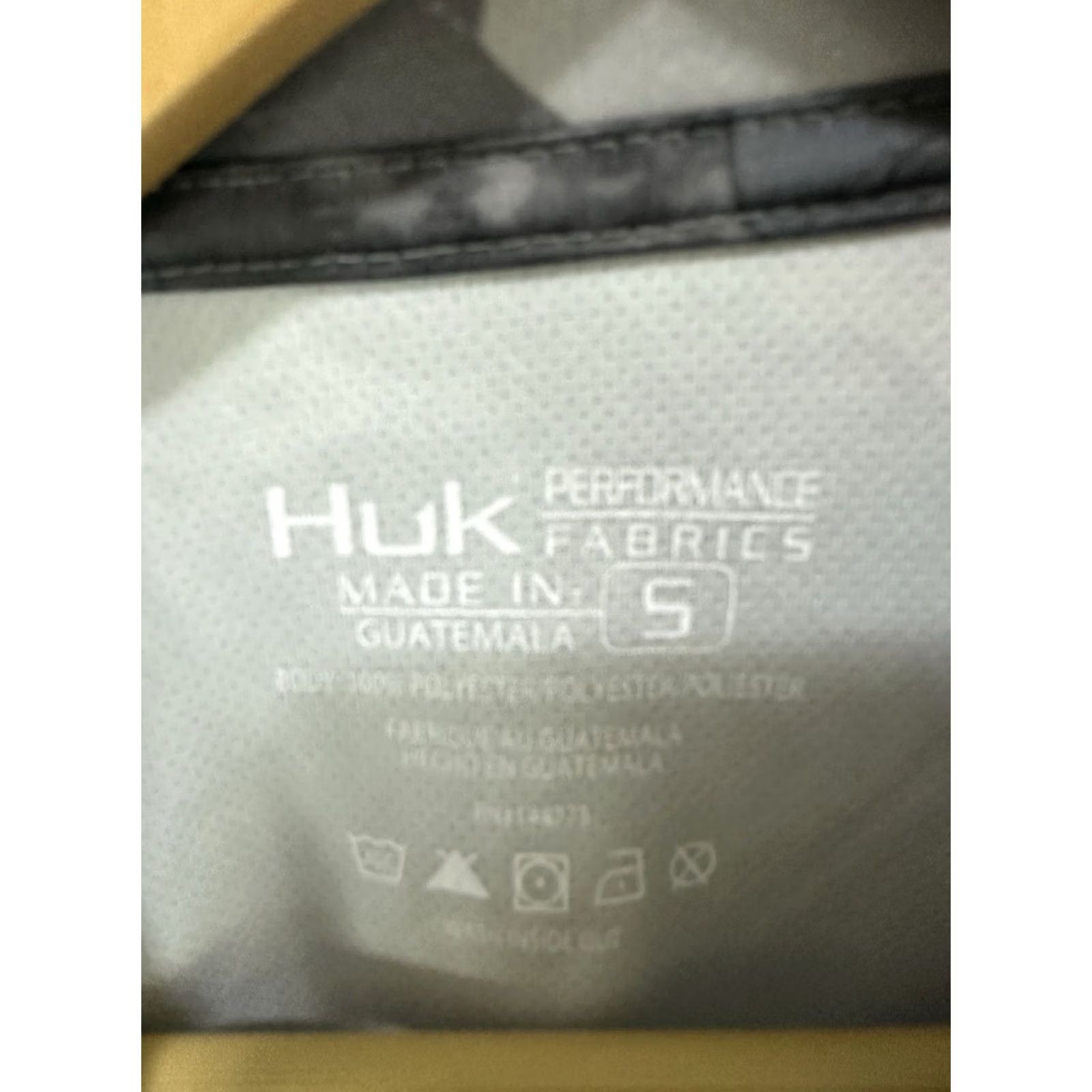 Vintage HUK Gray Camo Light Pullover Hoodie S Mens Size S Hoodie Pullover Gray Camo Fish Theme Size US S / EU 44-46 / 1 - 3 Thumbnail